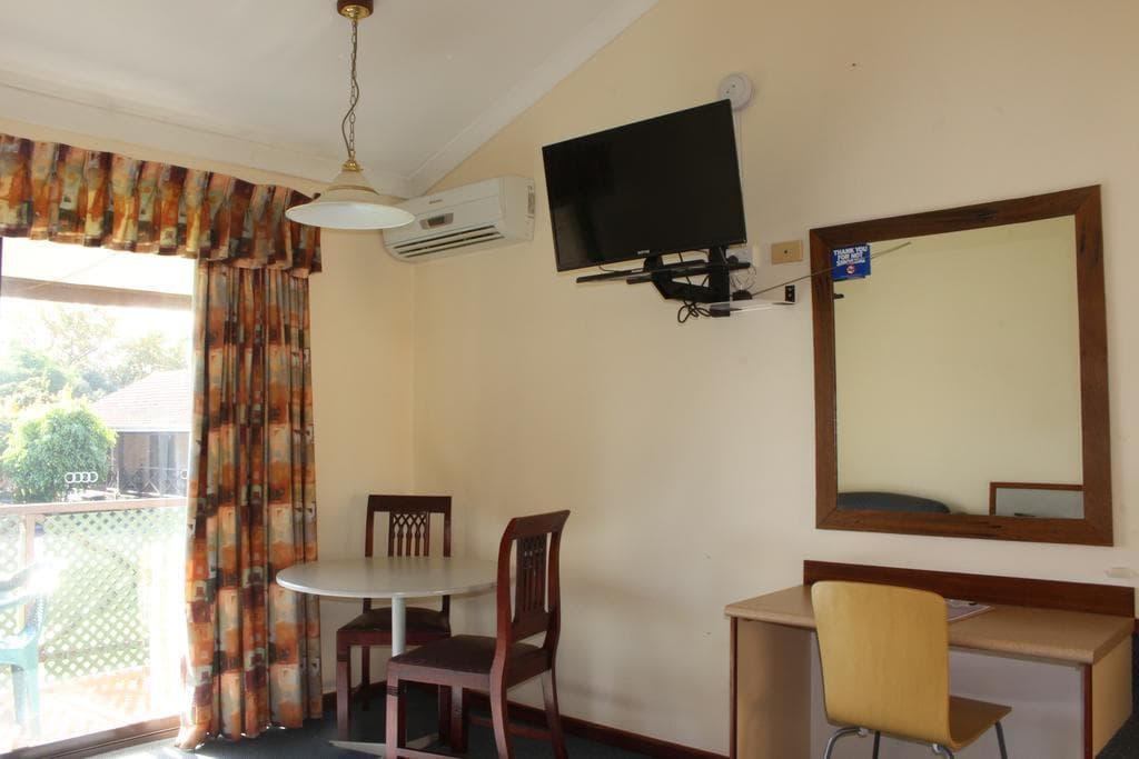 Karri Forest Motel