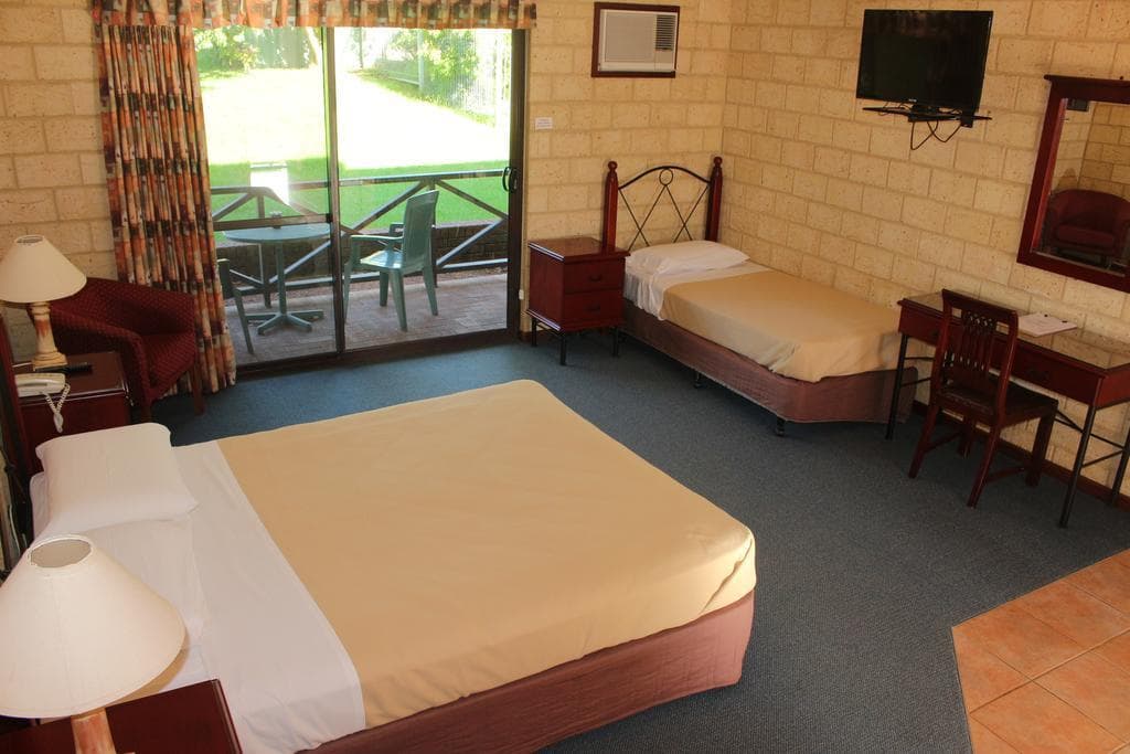 Karri Forest Motel