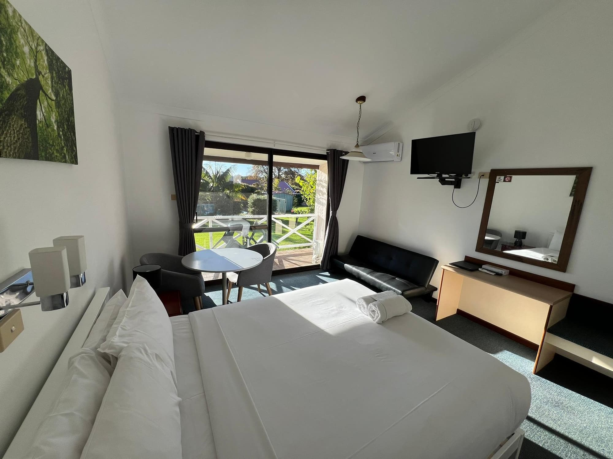 Karri Forest Motel