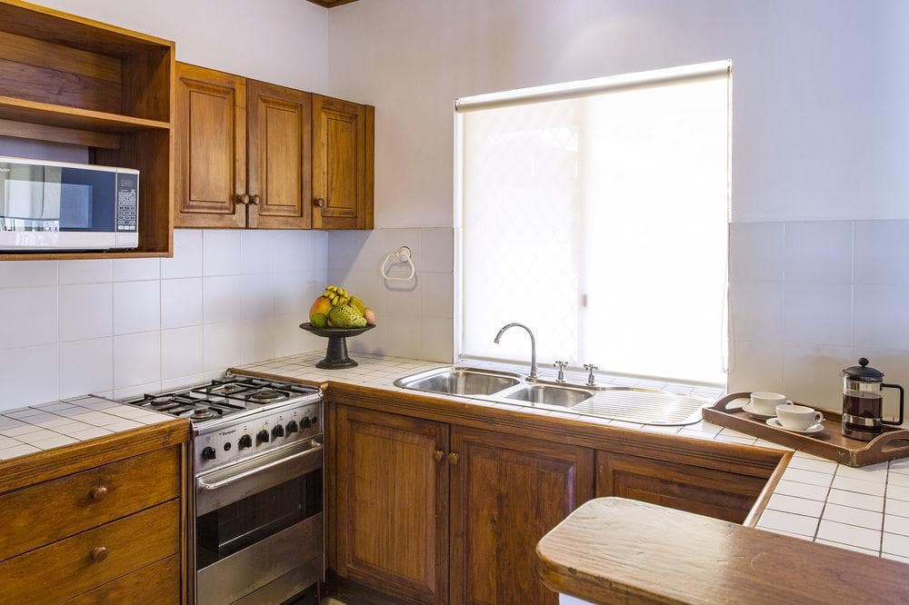 Poppys on the Lagoon, Room