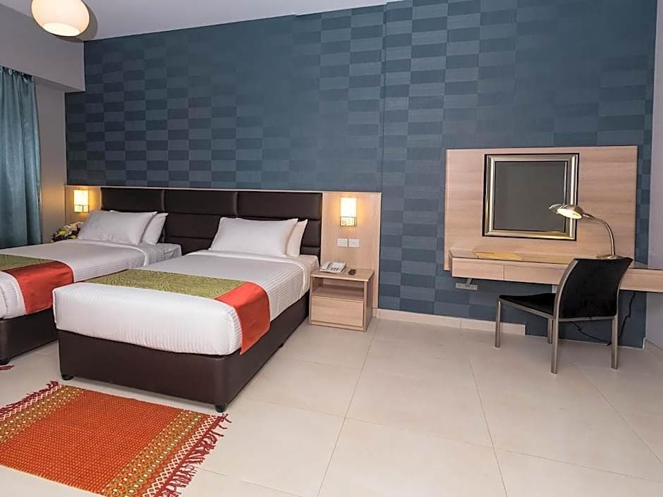 Florida (ex. Flora) Square Hotel