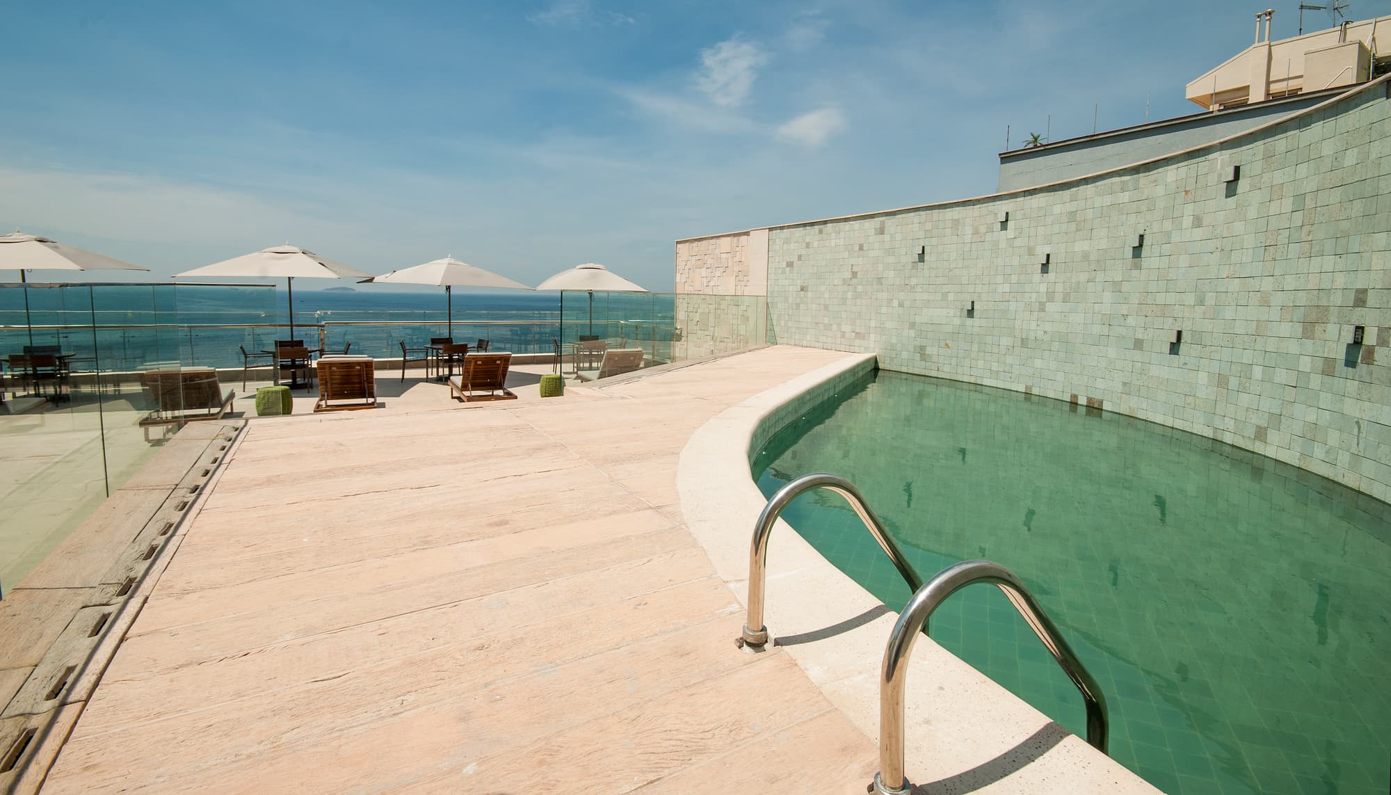 Arena Leme Hotel, Pool