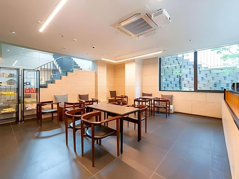 Hotel ShinShin Myeongdong