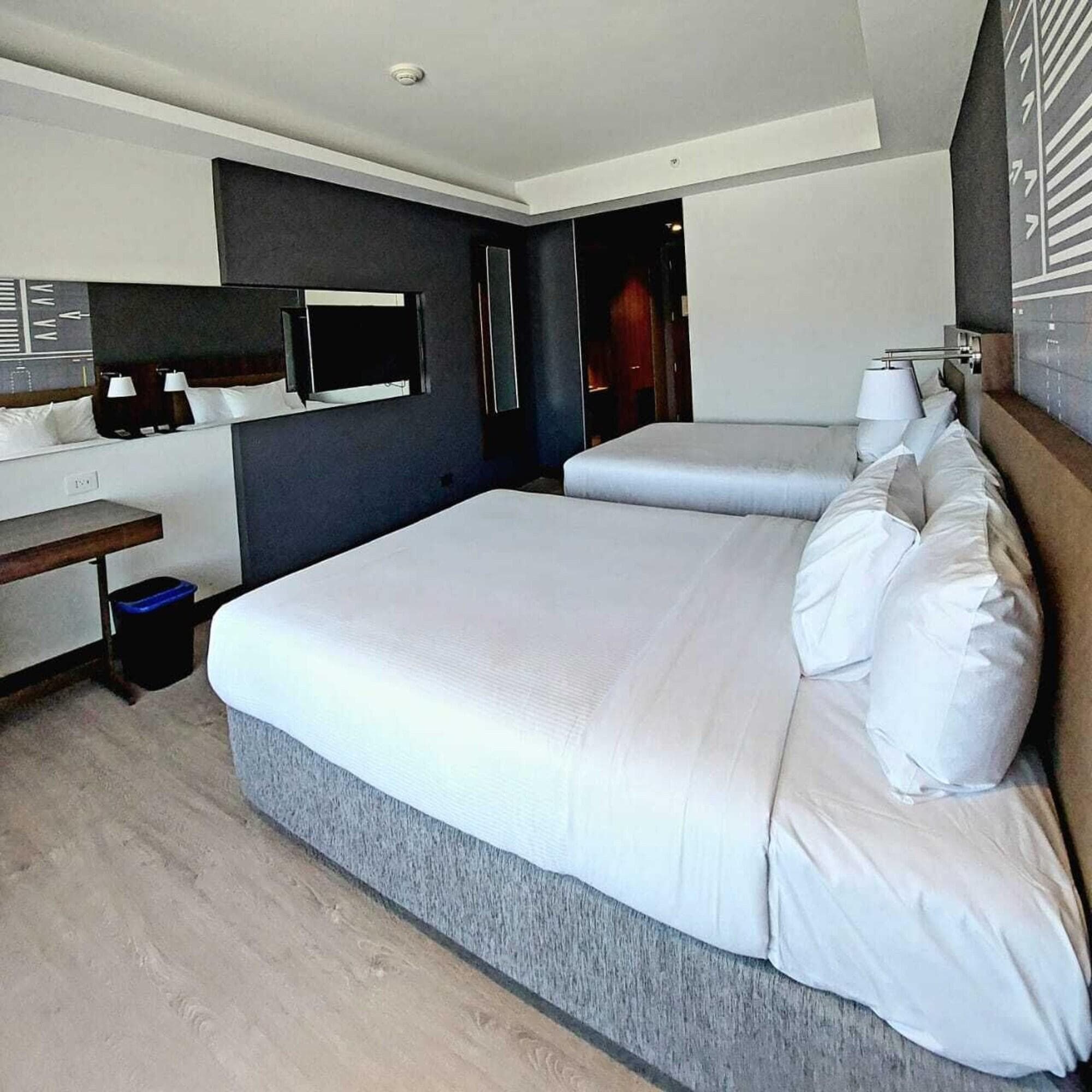 Courtyard by Marriott Santiago Airport
