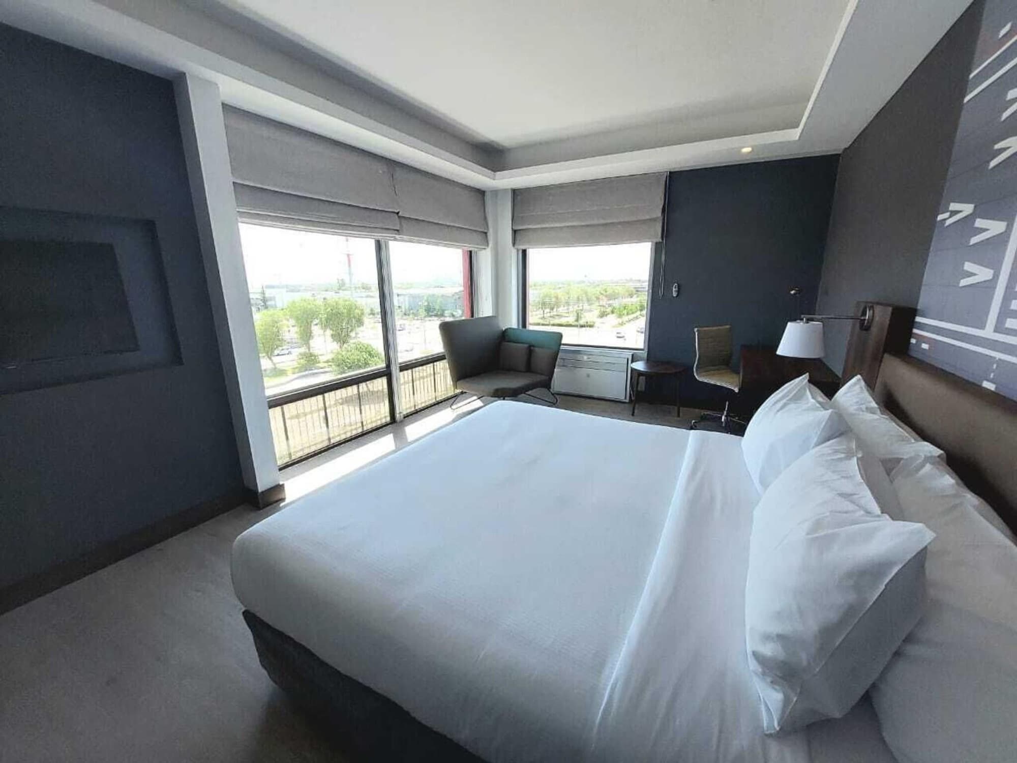 Courtyard by Marriott Santiago Airport