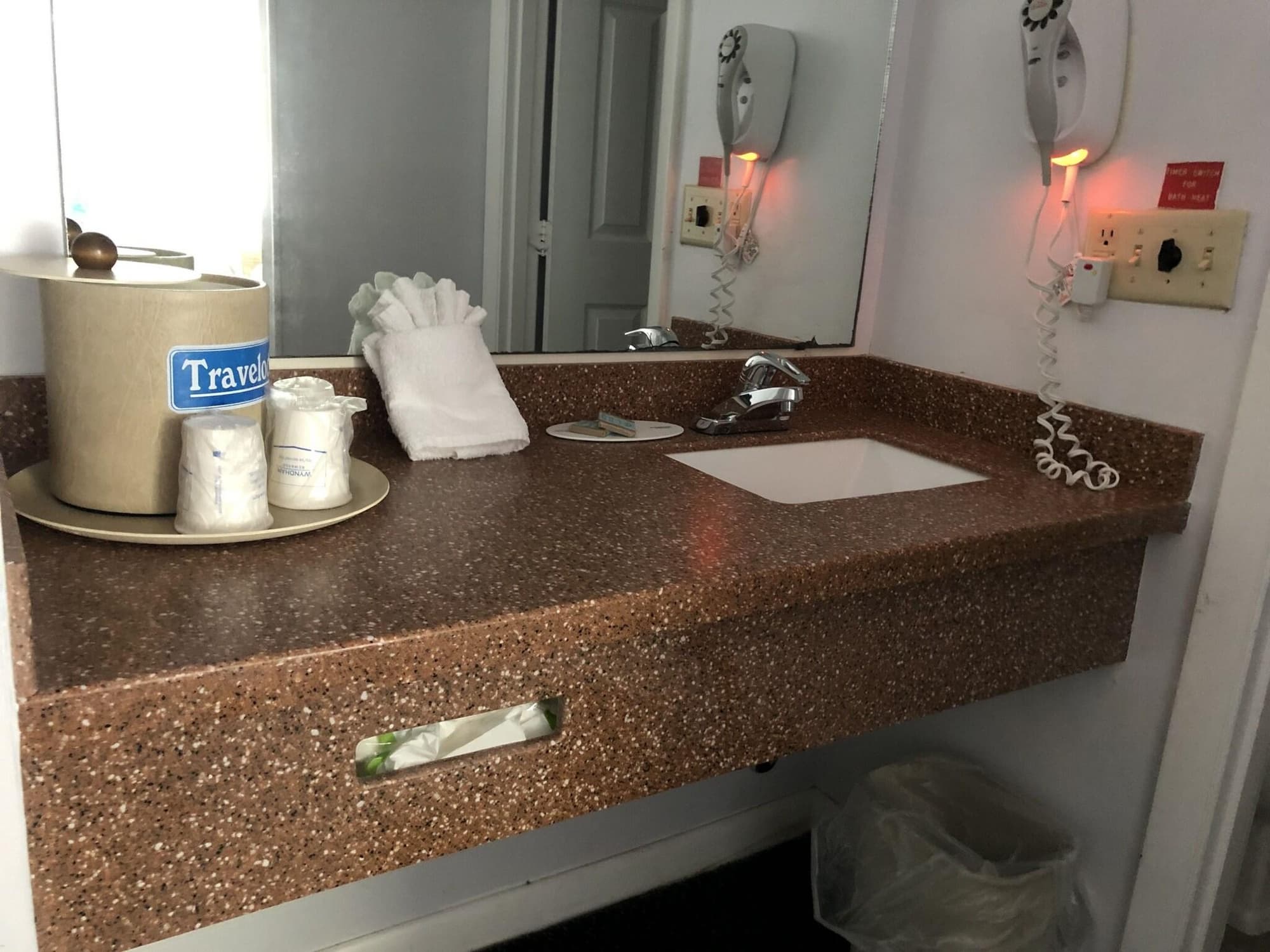 Travelodge By Wyndham Cape Cod Area