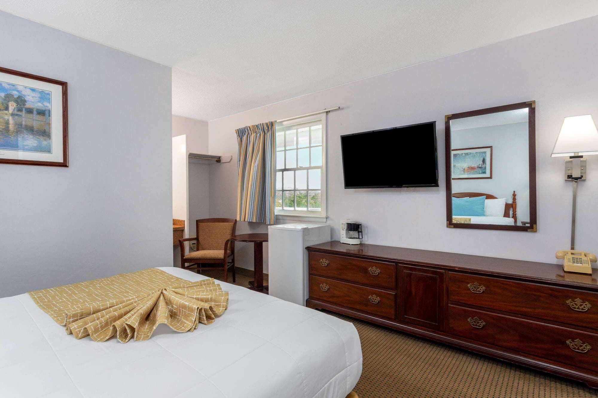 Travelodge By Wyndham Cape Cod Area
