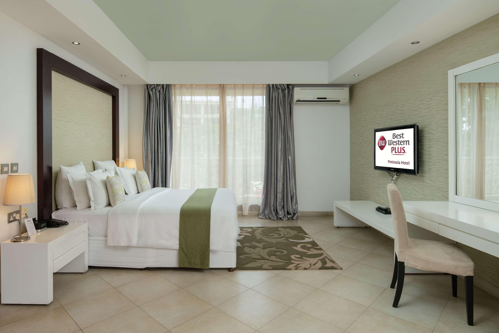 Best Western Plus Peninsula Hotel