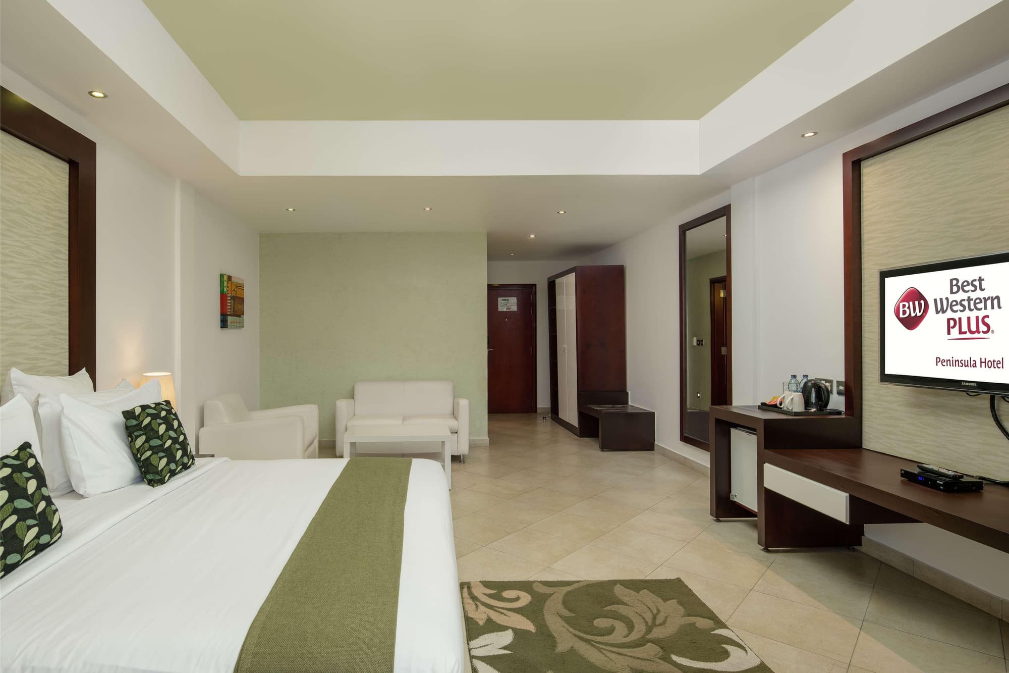 Best Western Plus Peninsula Hotel