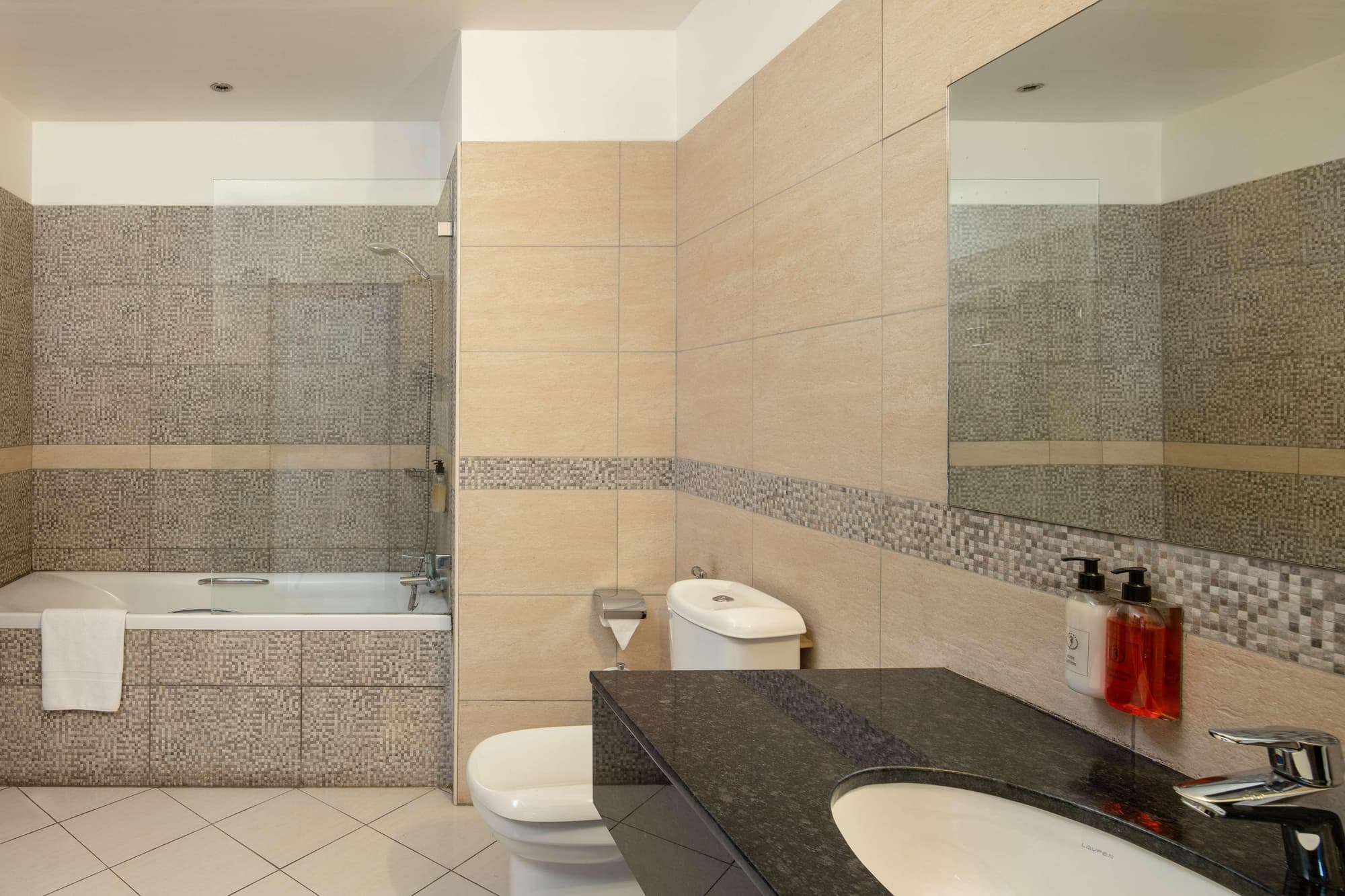 Best Western Plus Peninsula Hotel
