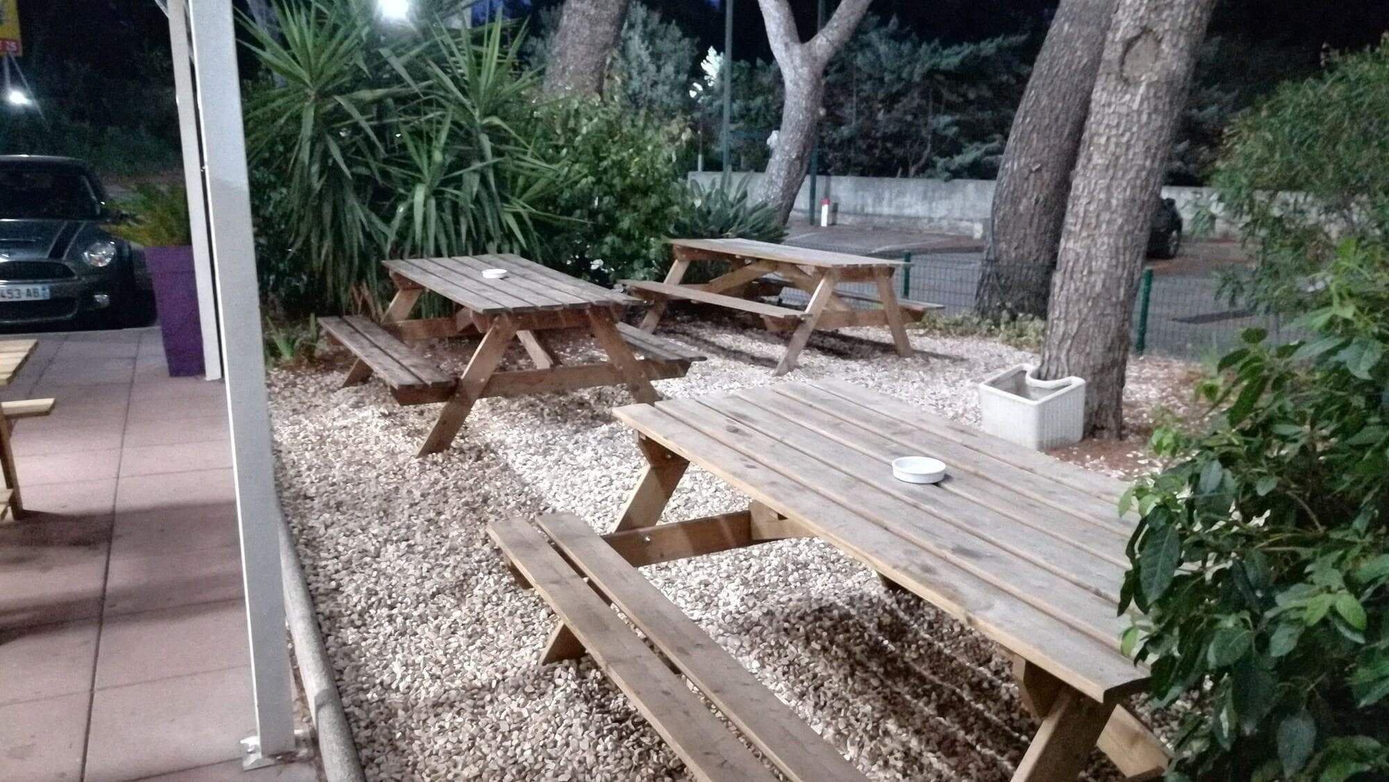 BRIT HOTEL TOULON - Parc Azur