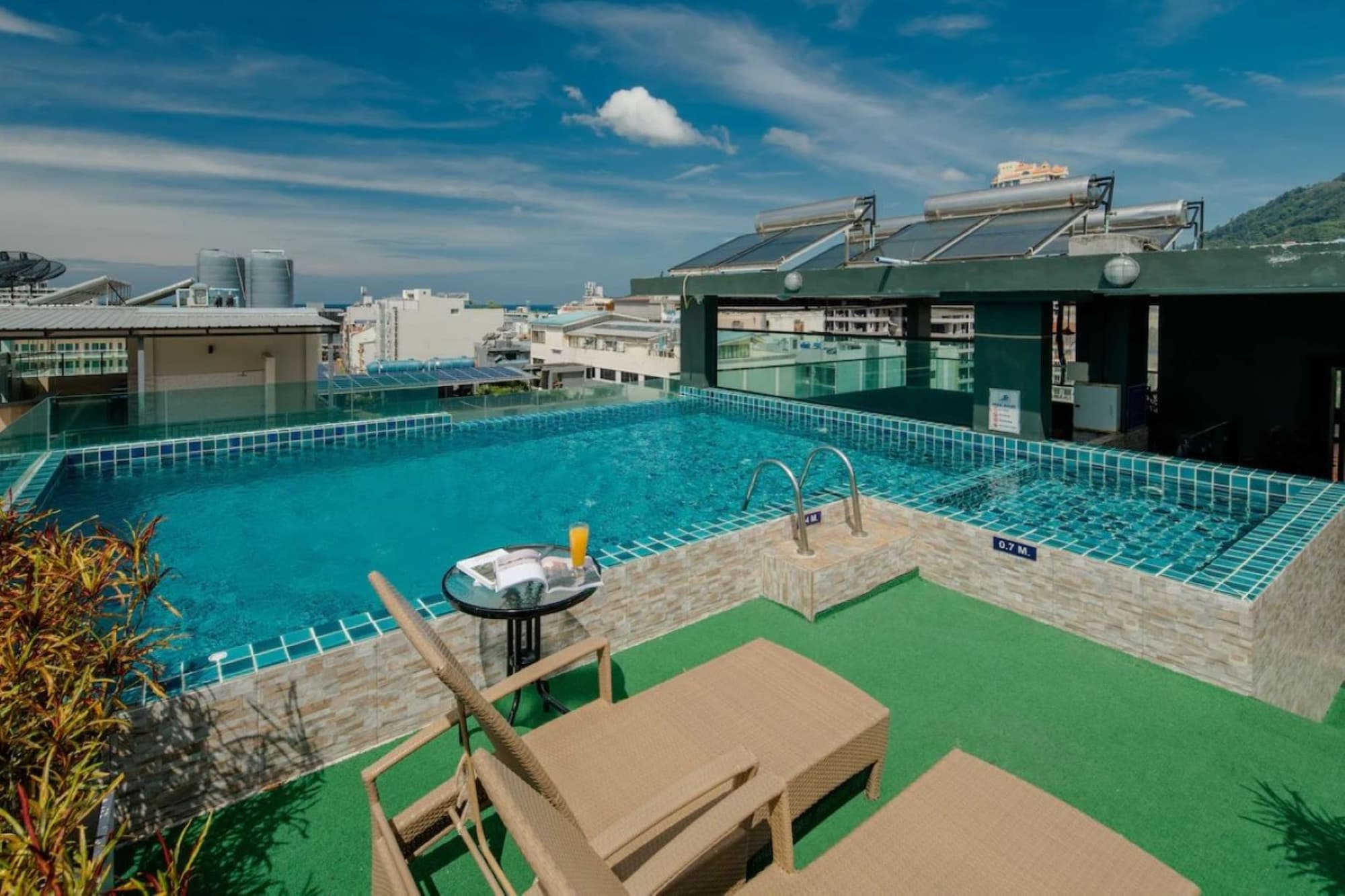 Patong Buri Resort