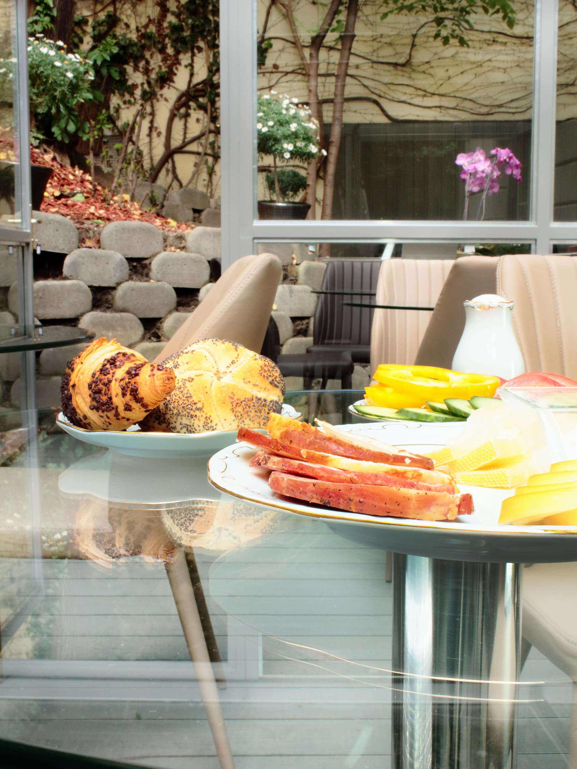 Milford Suites, Restaurant