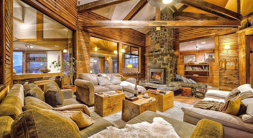 Weskar Lodge