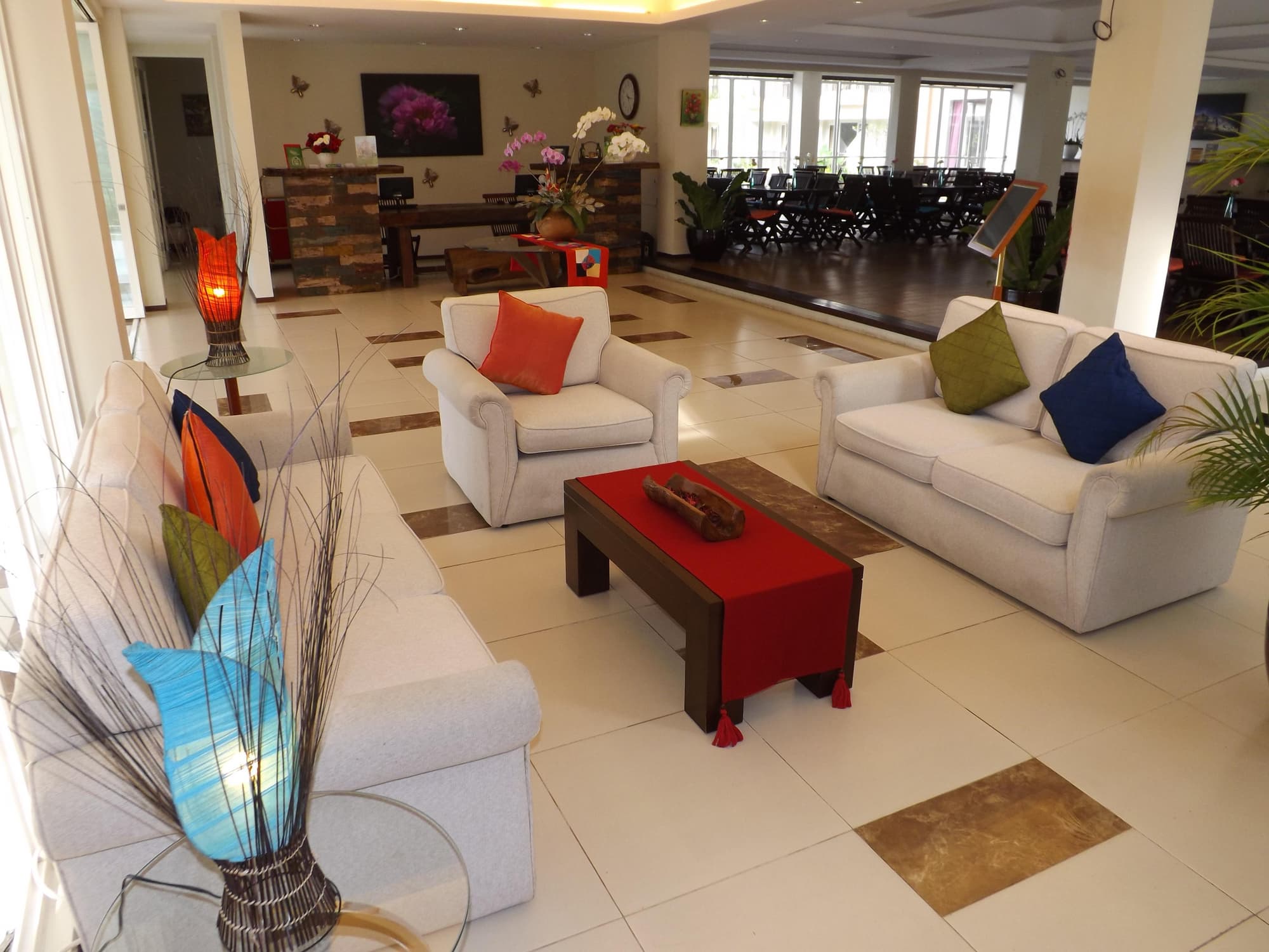 Casa Monte Rosa Hotel Ciloto Puncak, Lobby