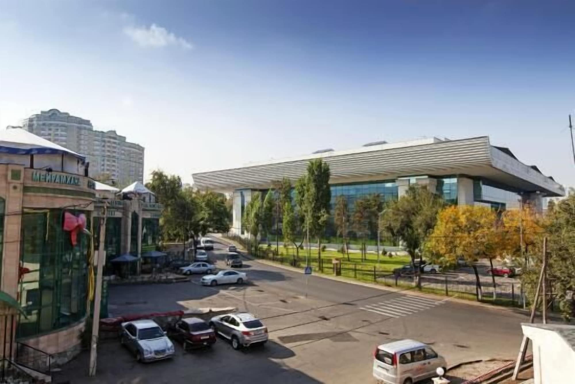 Alma Hotel