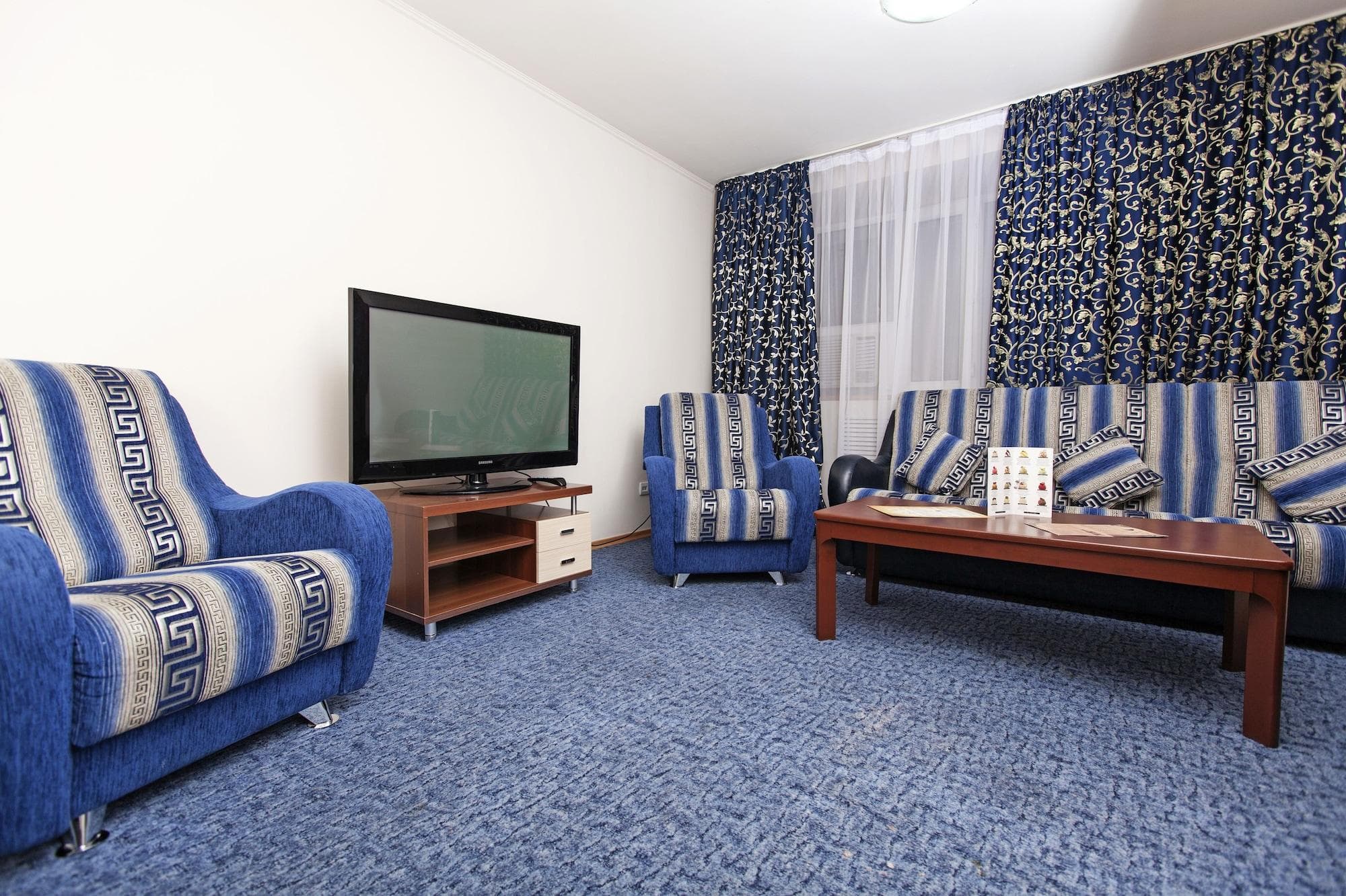 Alma Hotel