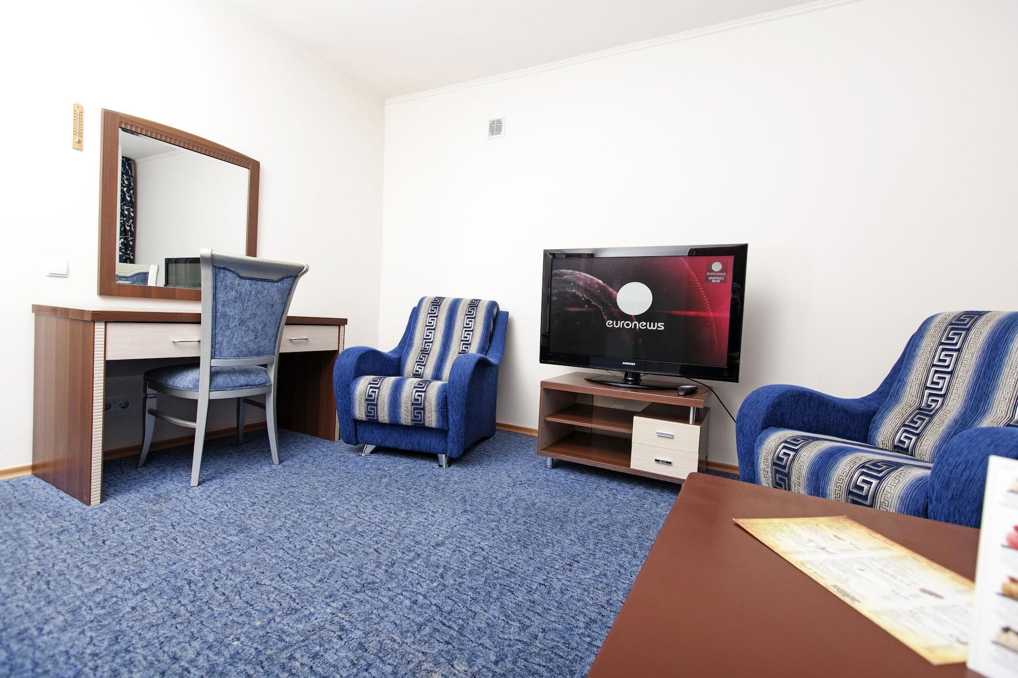 Alma Hotel