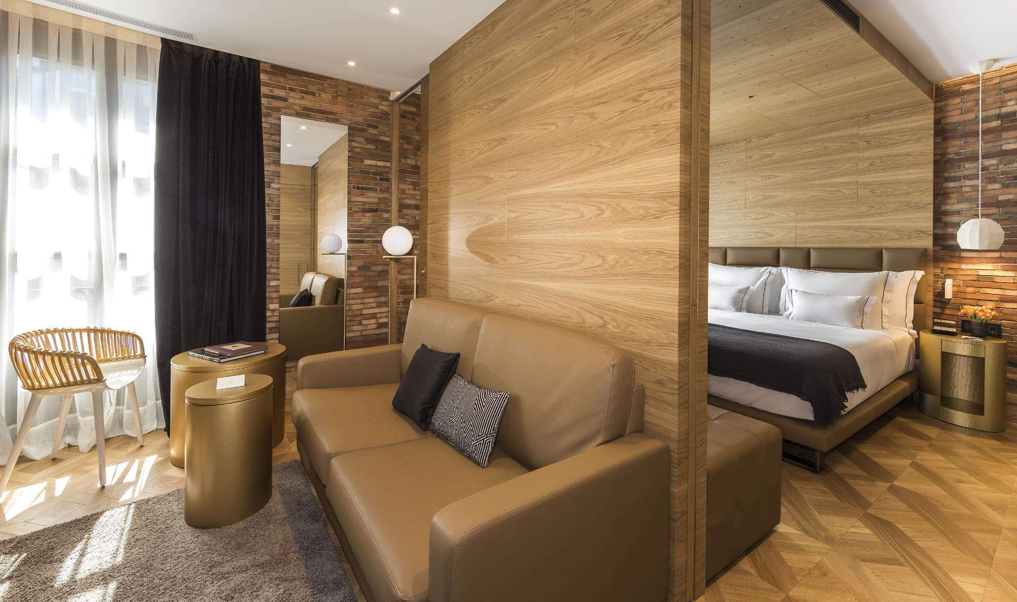 Monument Hotel