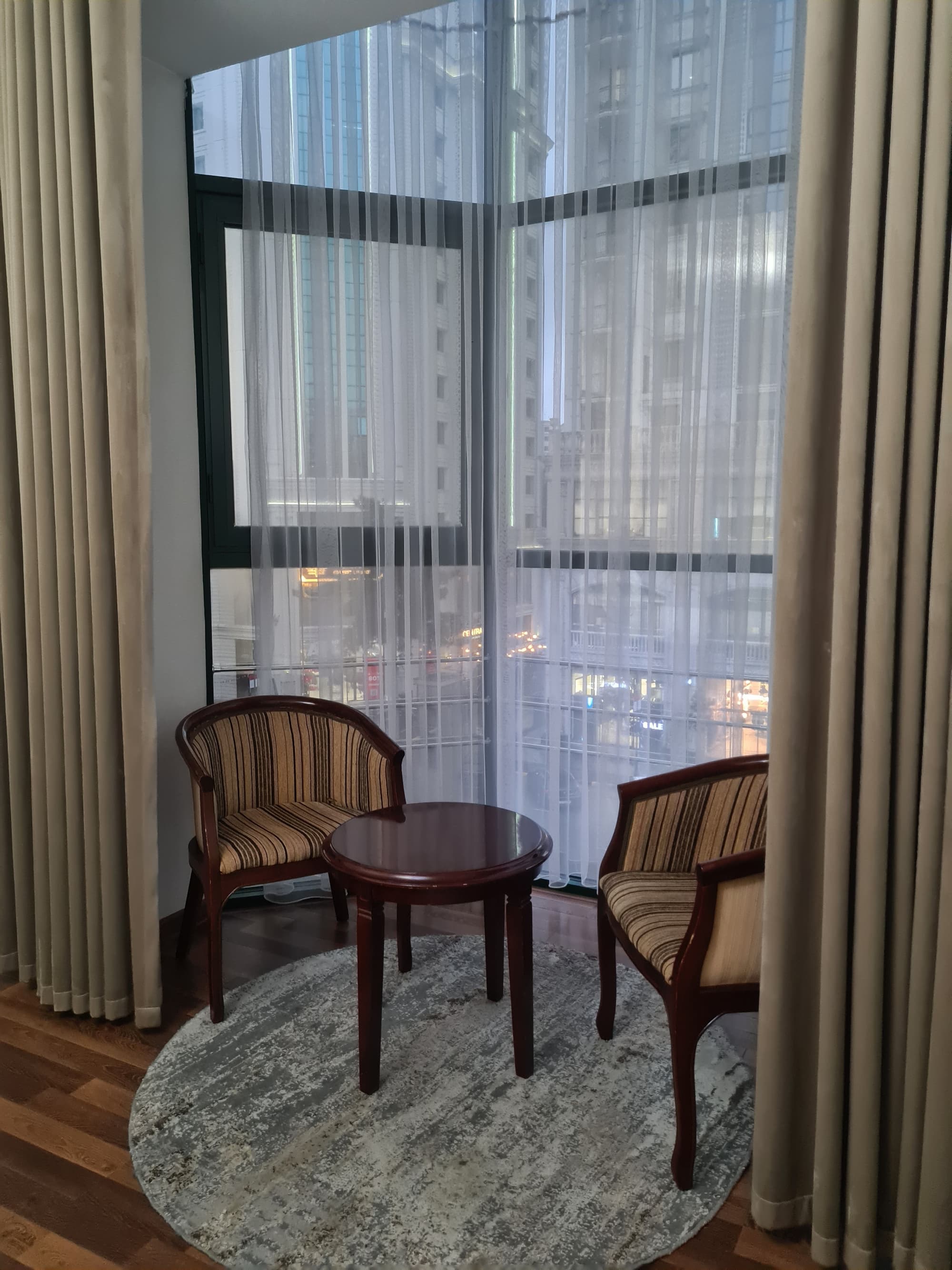 Asia Grand Hotel, Room