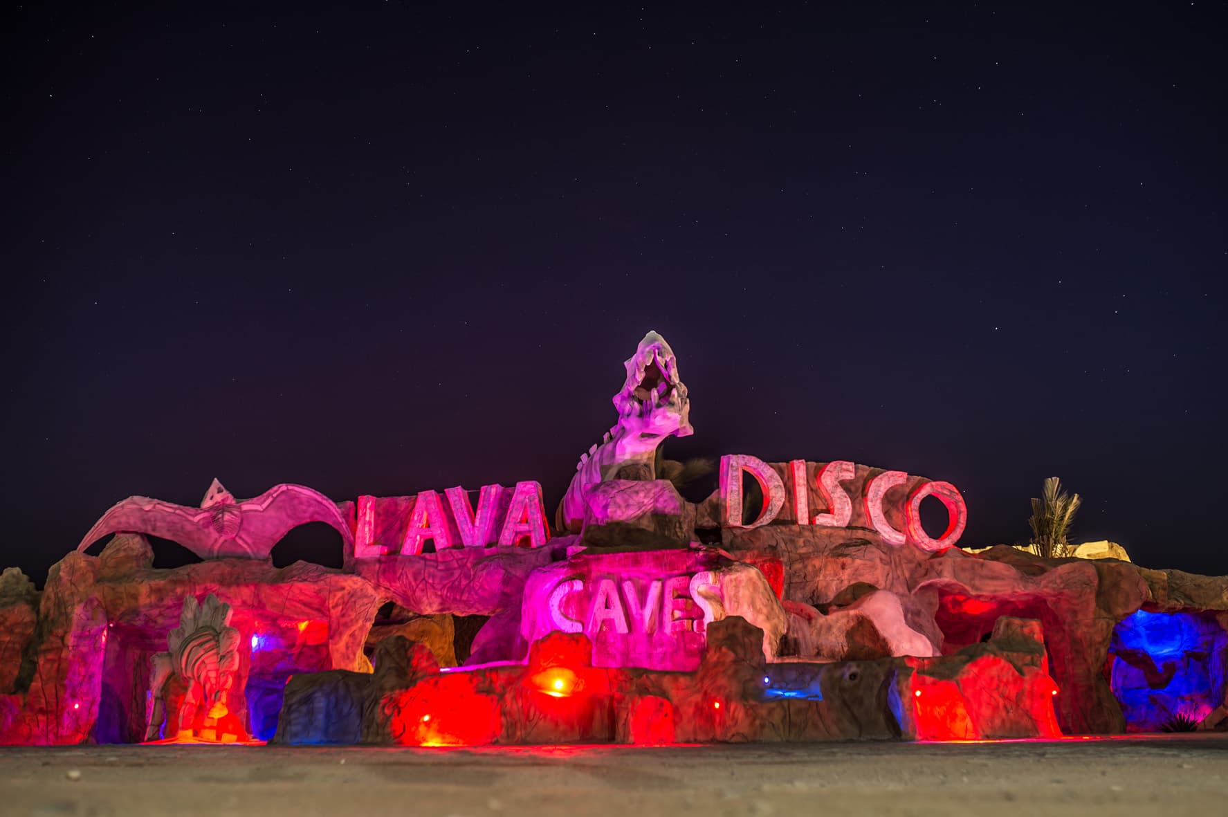 Caves Beach Resort Hurghada