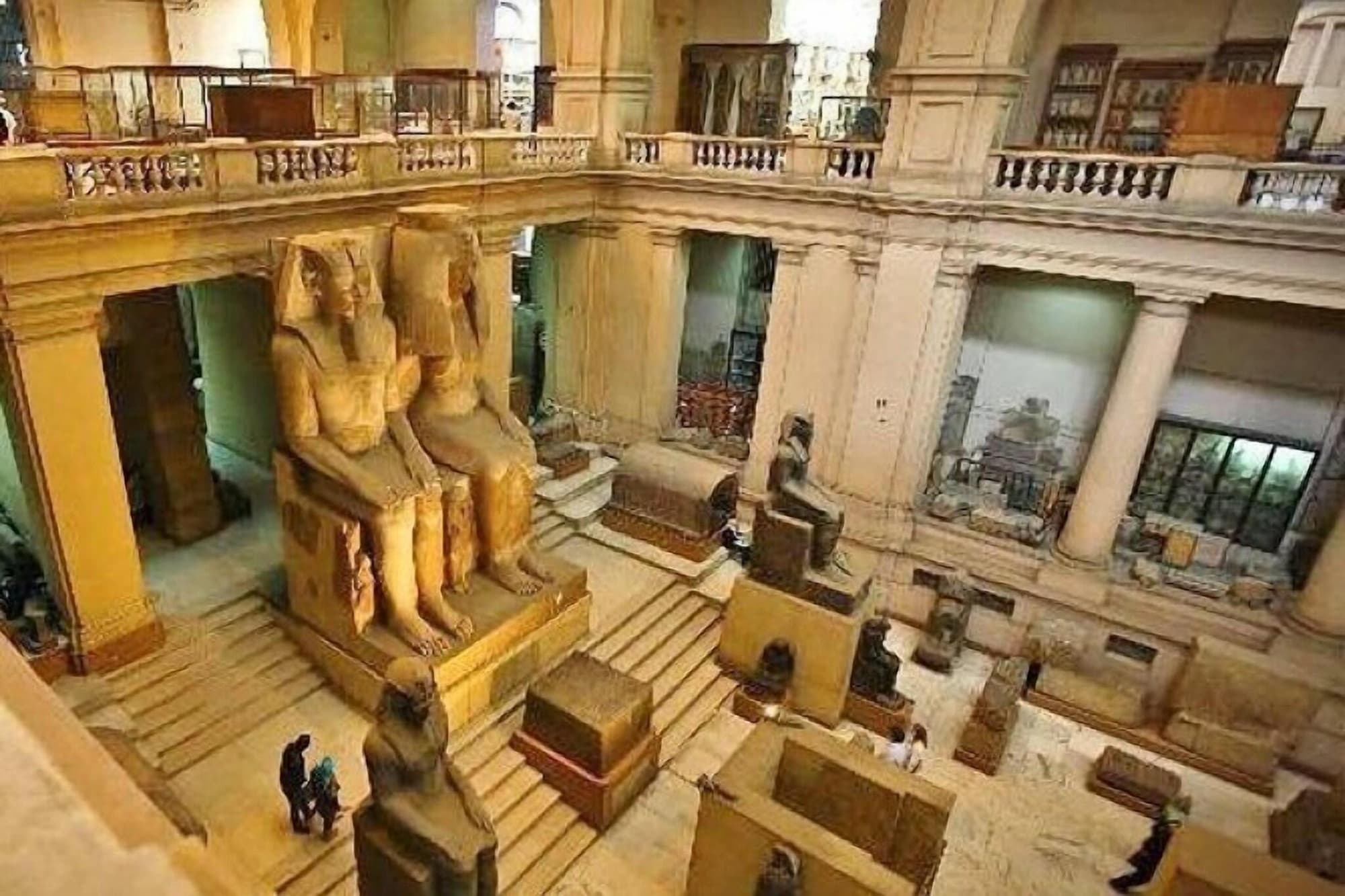 Cairo Pyramids Hotel