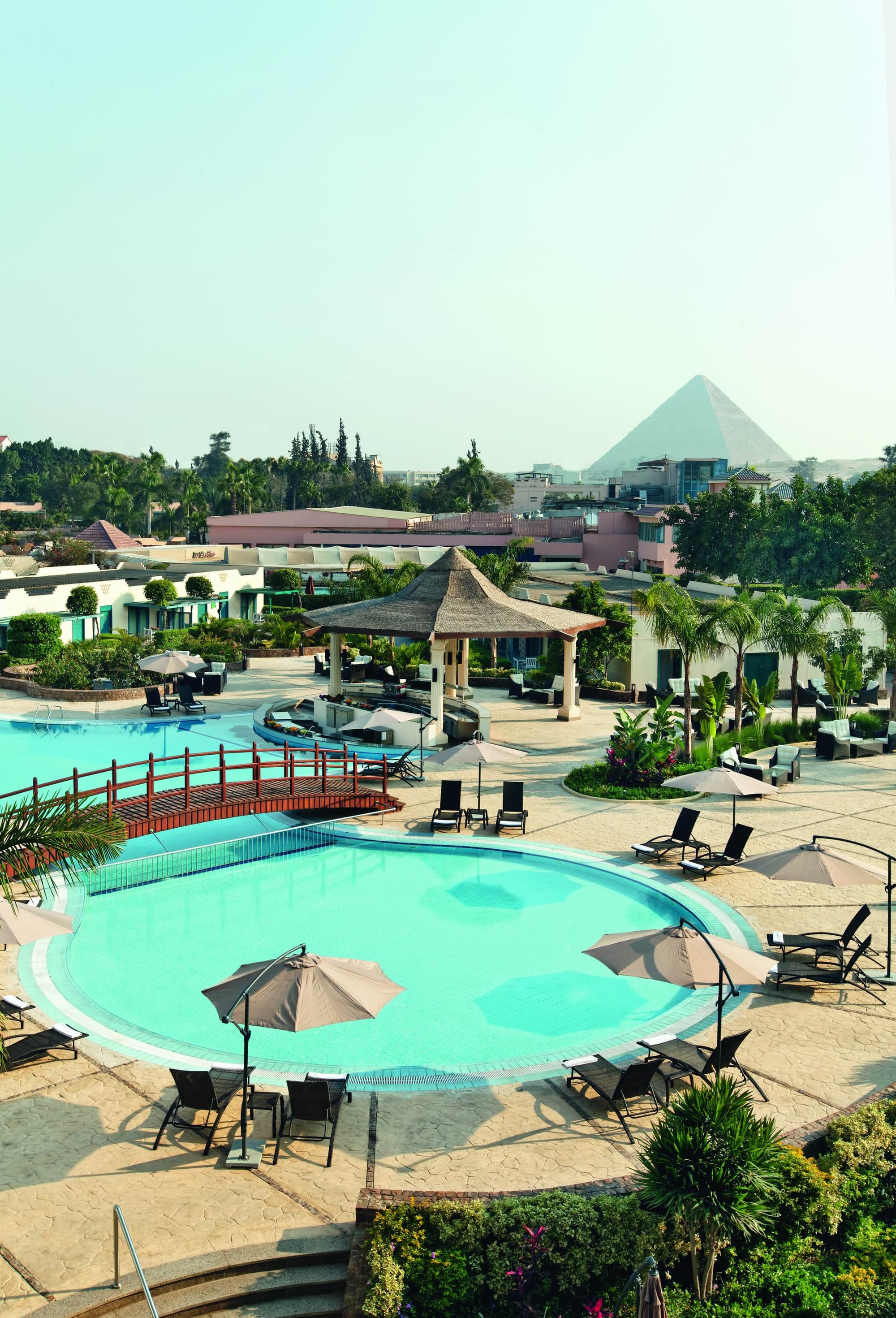 Cairo Pyramids Hotel