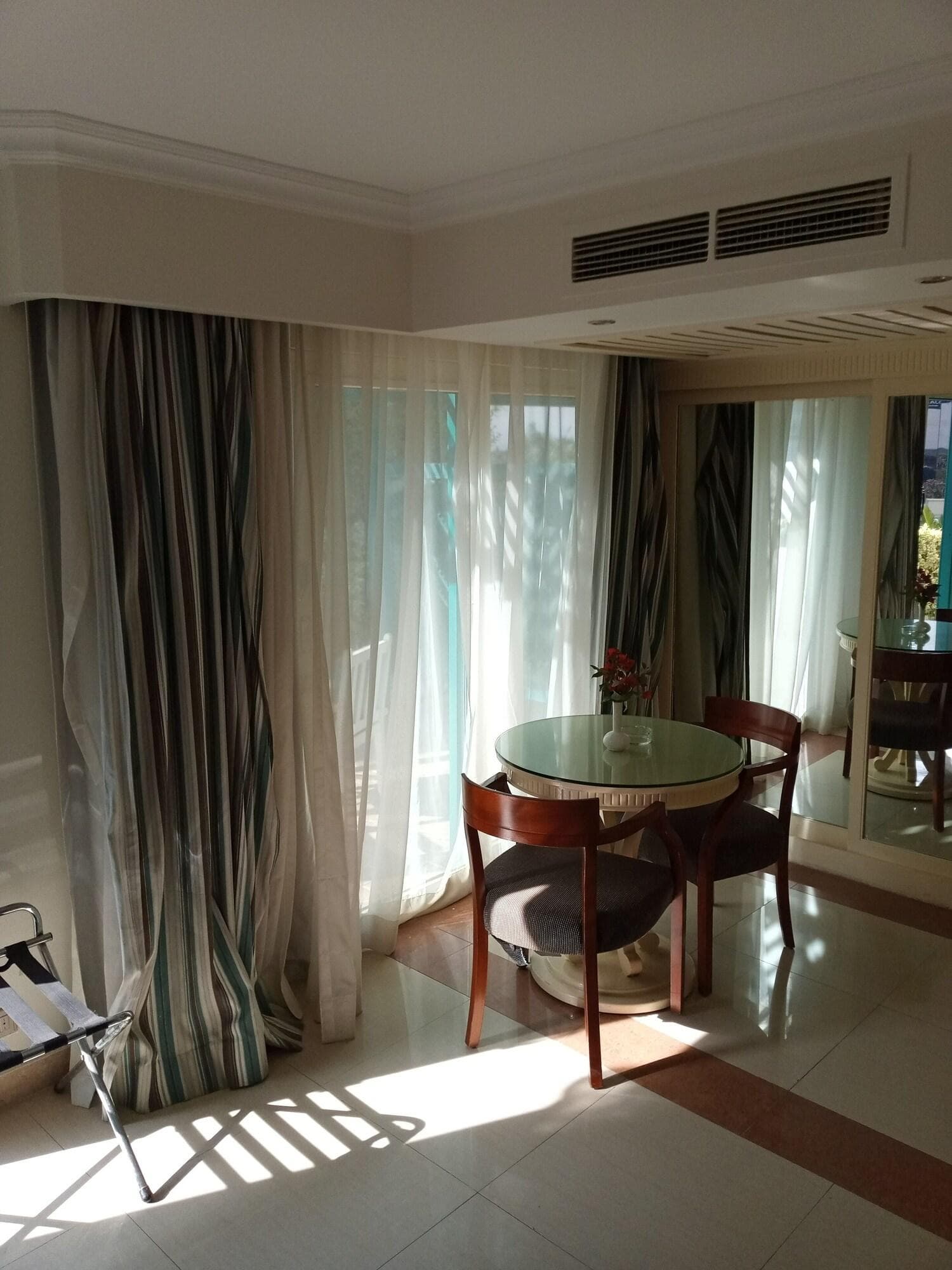 Cairo Pyramids Hotel
