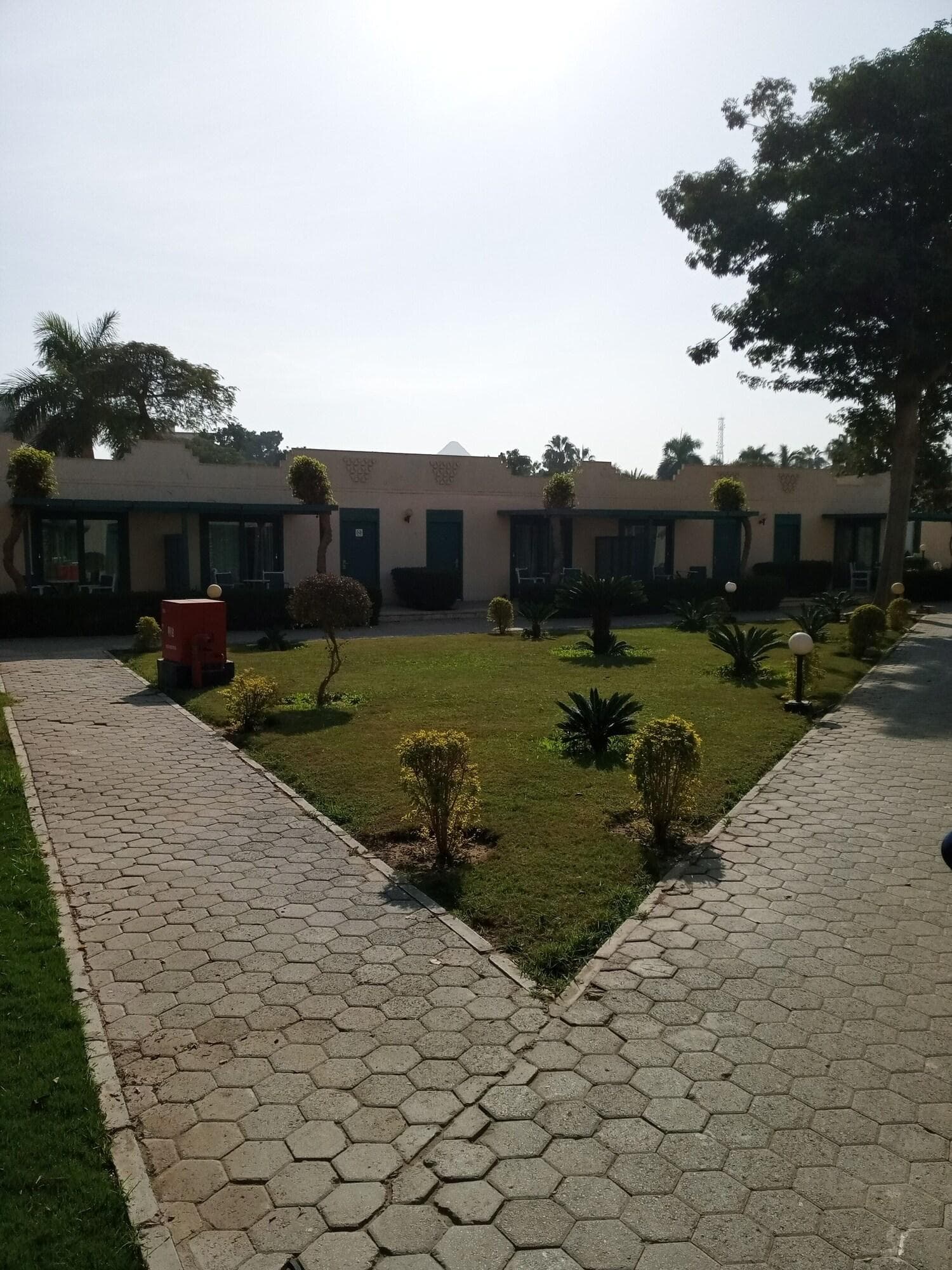 Cairo Pyramids Hotel