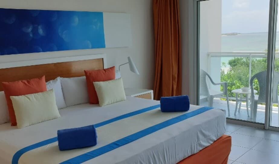 Grand Aston Cayo las Brujas Beach Resort & Spa, Room
