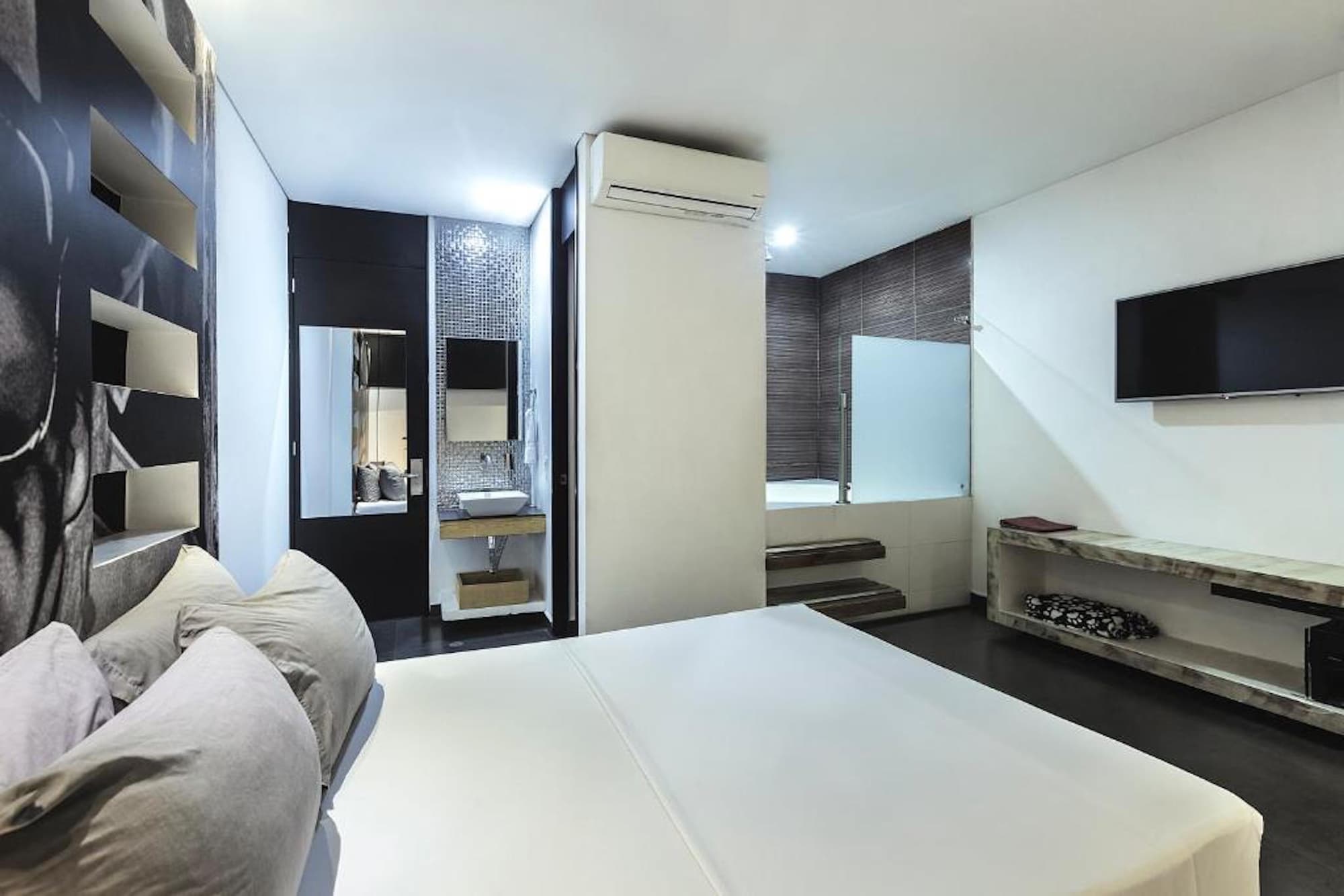 Gallery Hotel Medellin