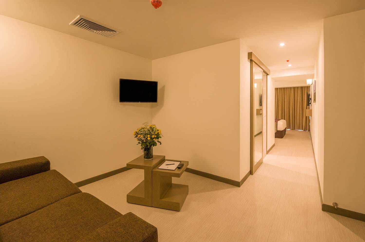 Best Western Plus Urban Larco Hotel