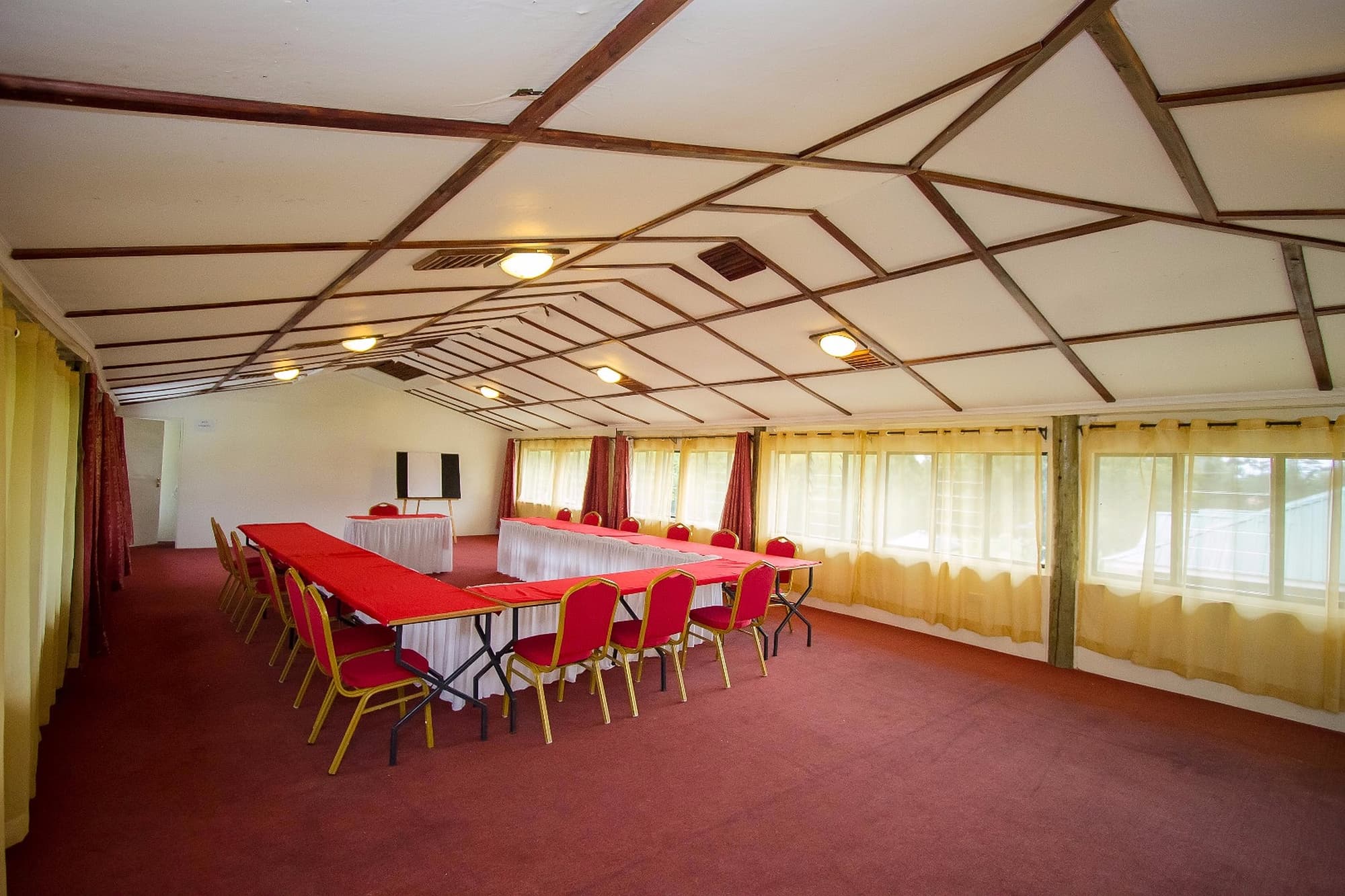 Fina Gardens Resort, Conferences