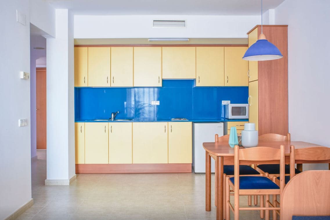 Beatrix 2000 - Caliu Apartments