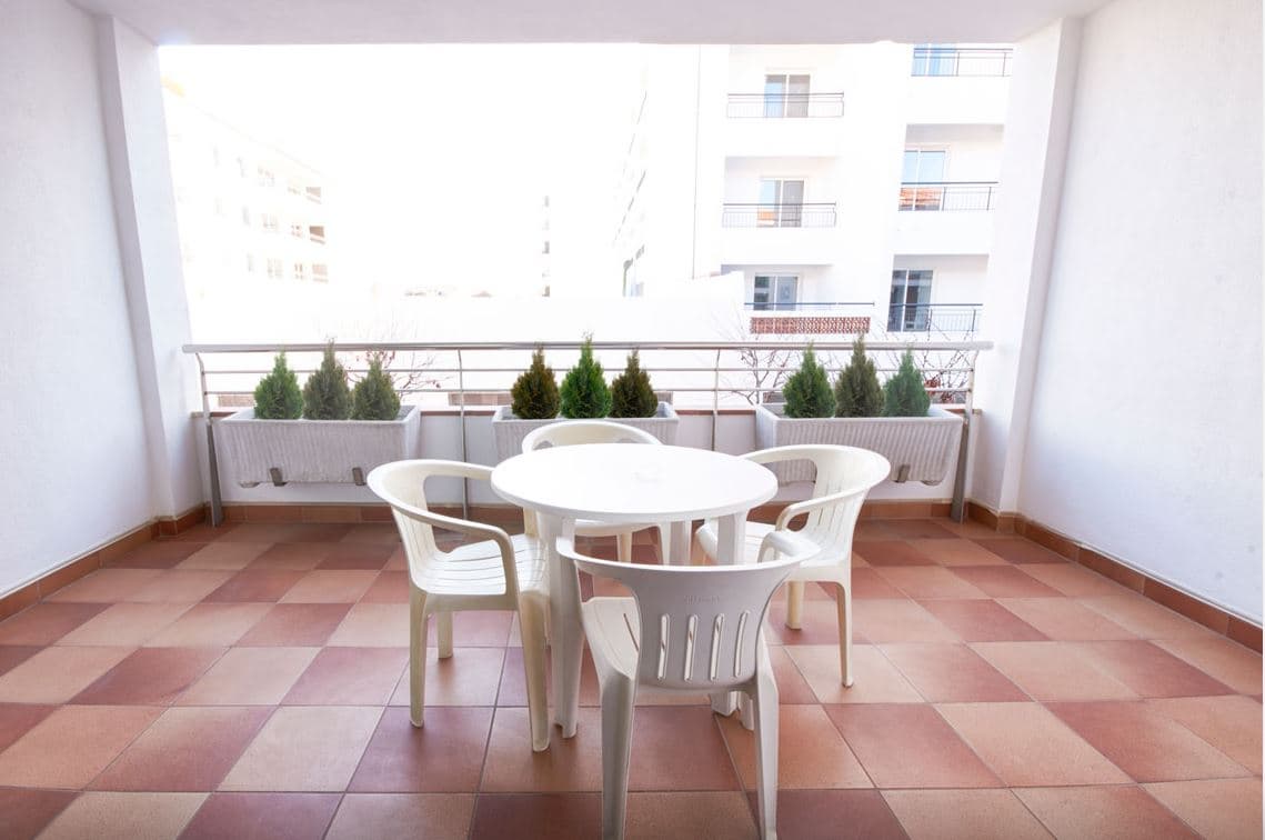 Beatrix 2000 - Caliu Apartments