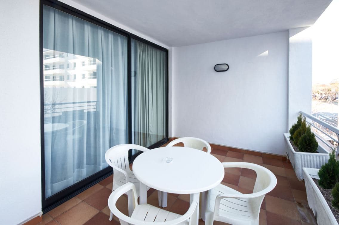 Beatrix 2000 - Caliu Apartments