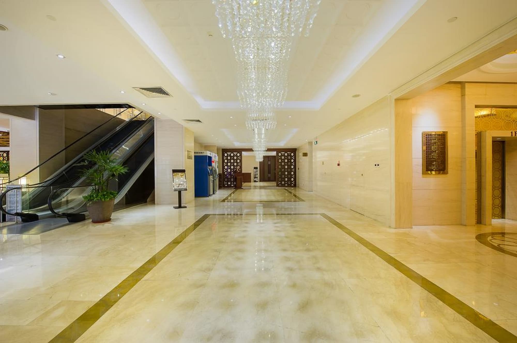 Beijing Baifuyi Hotel