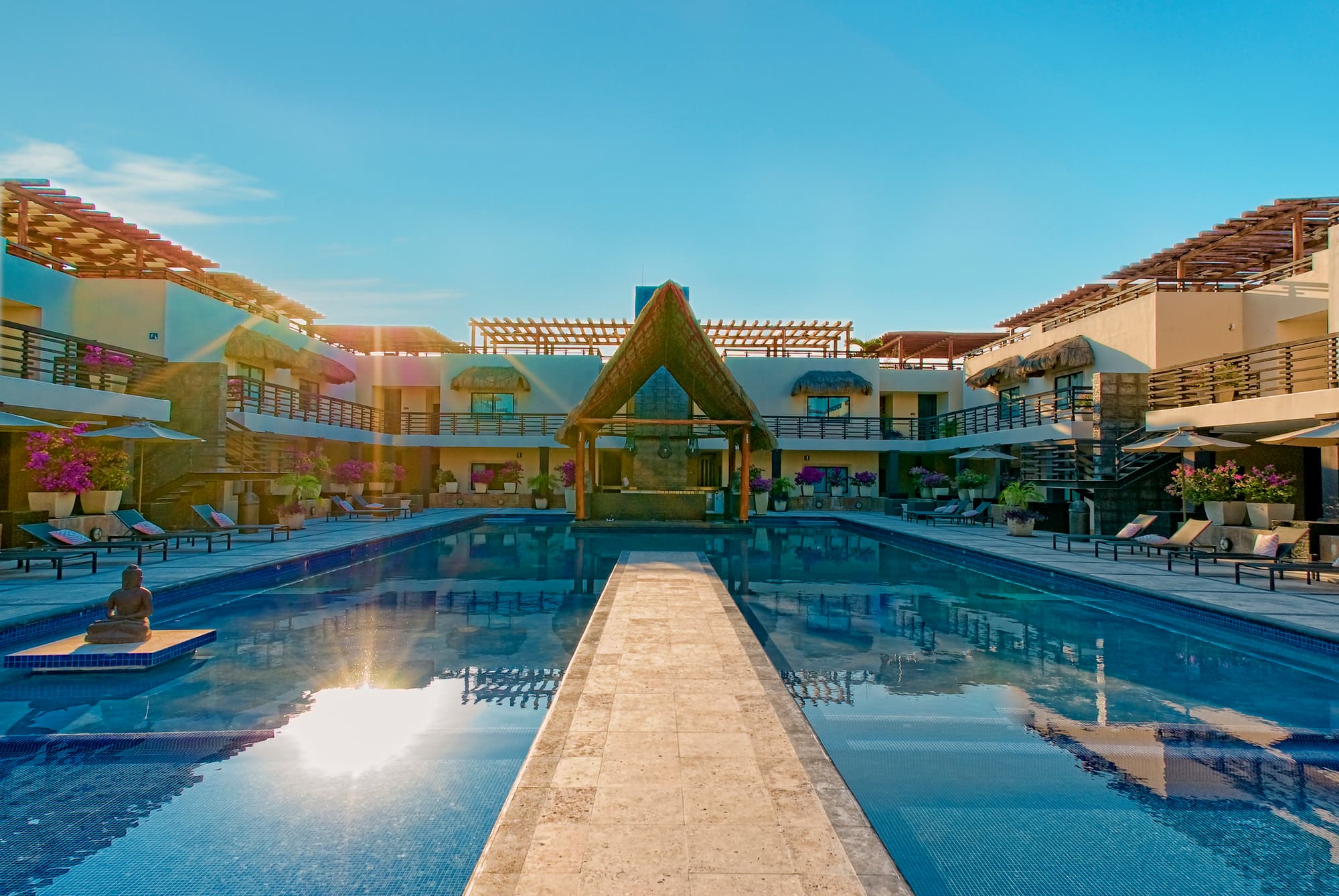 La Divina By Aldea Thai