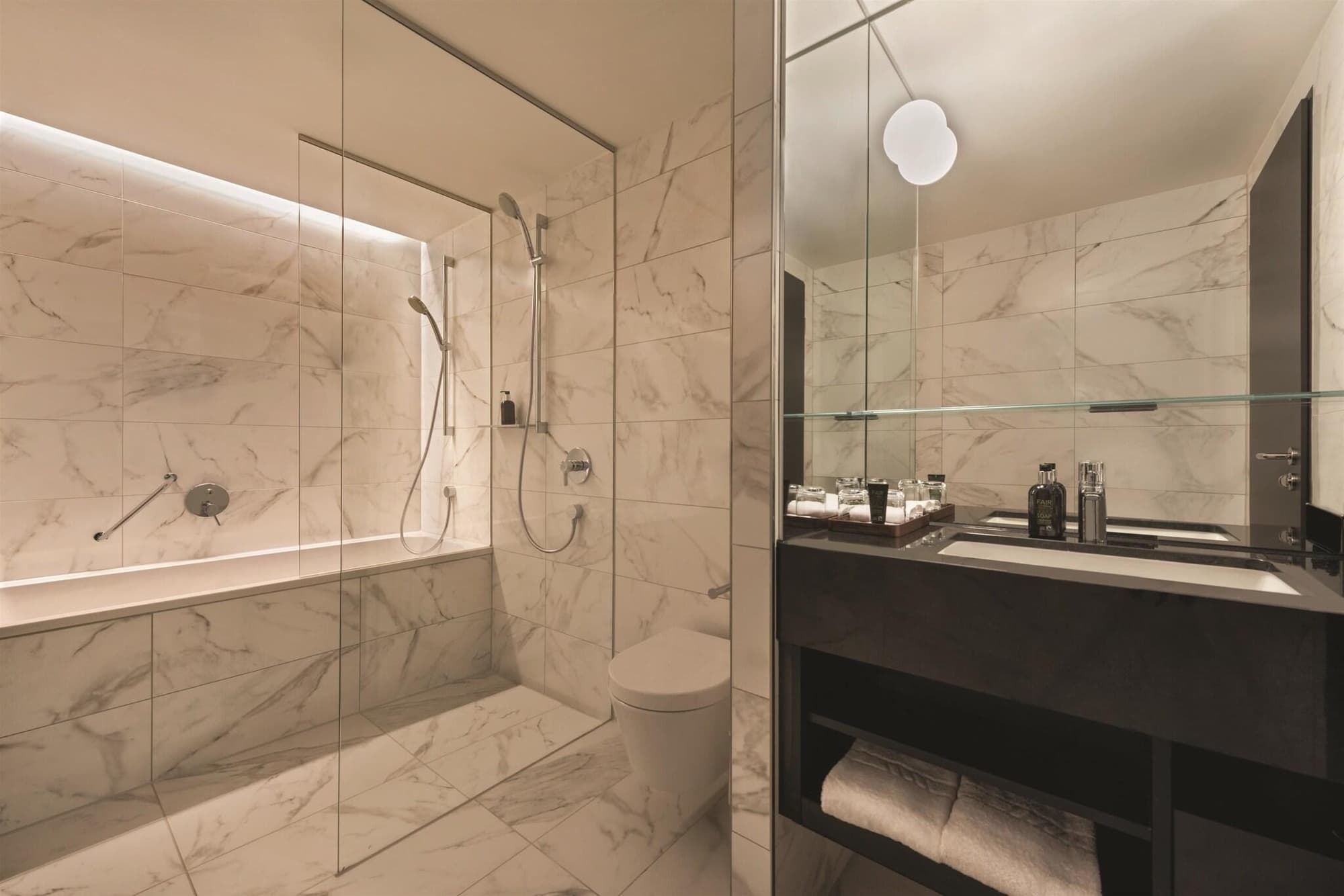 Adina Apartment Hotel Frankfurt Westend