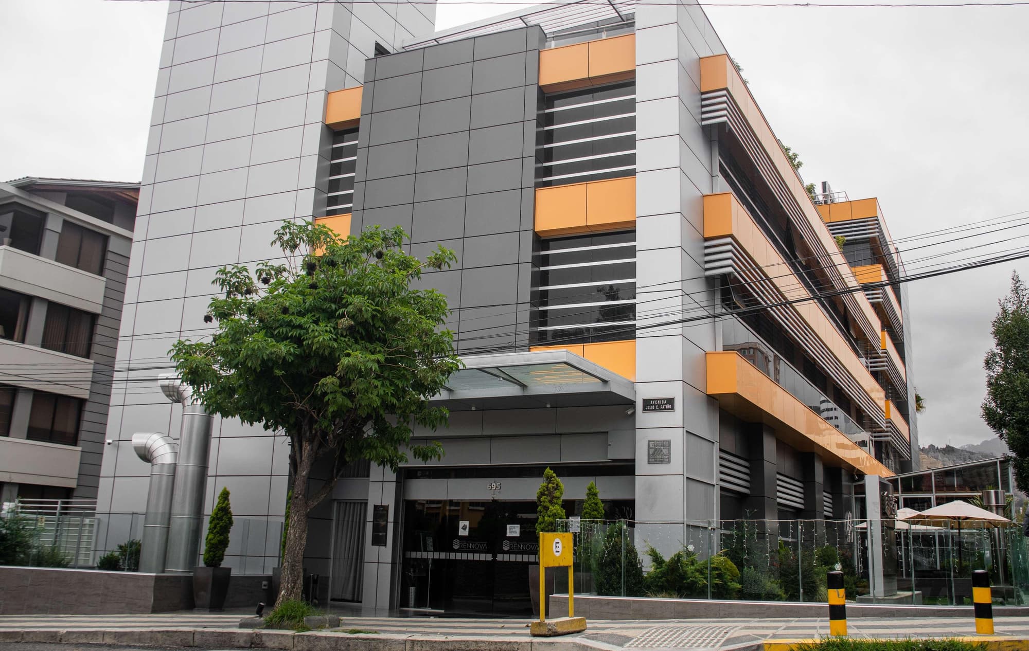 Hotel Rennova