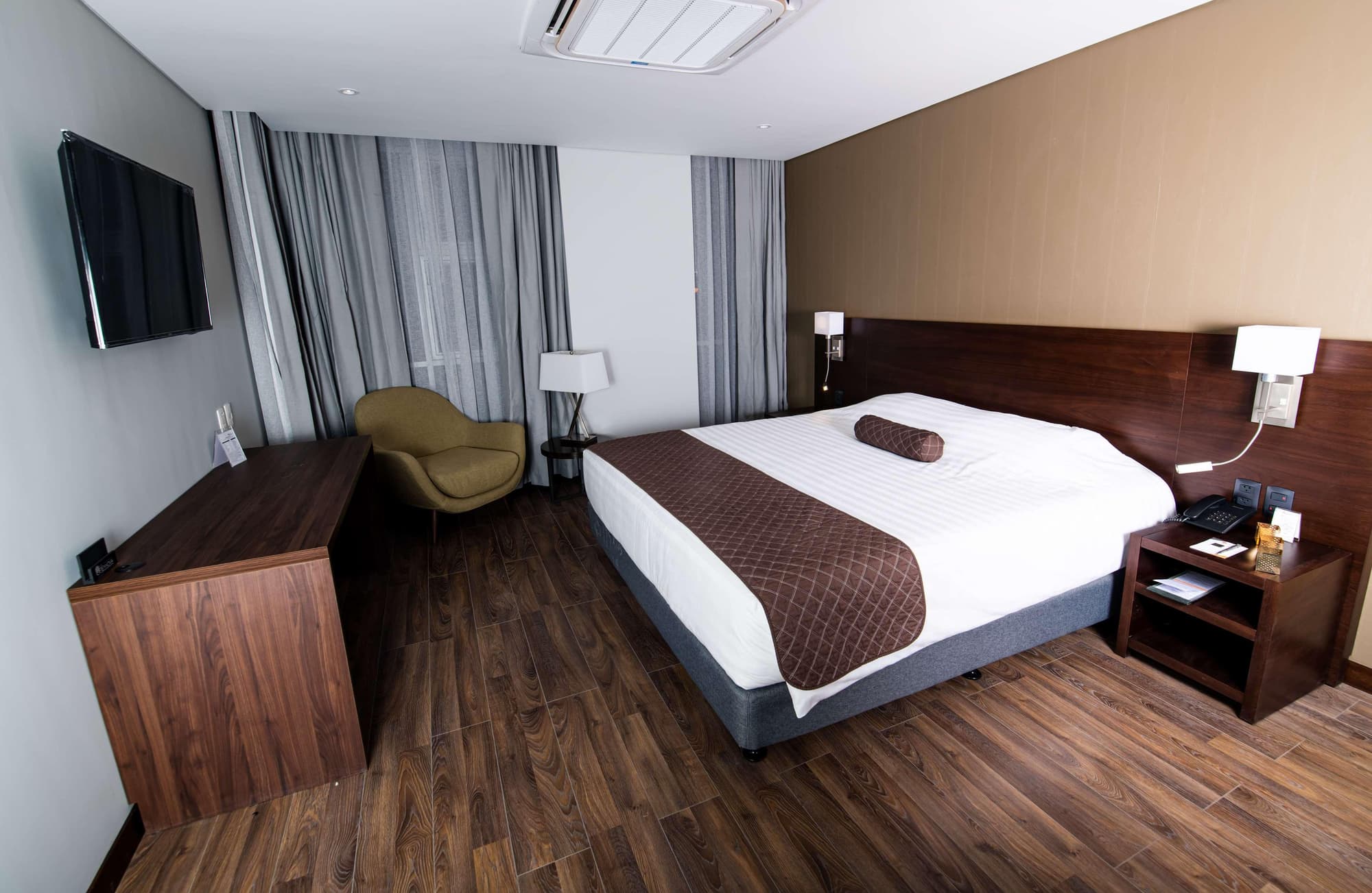 Hotel Rennova