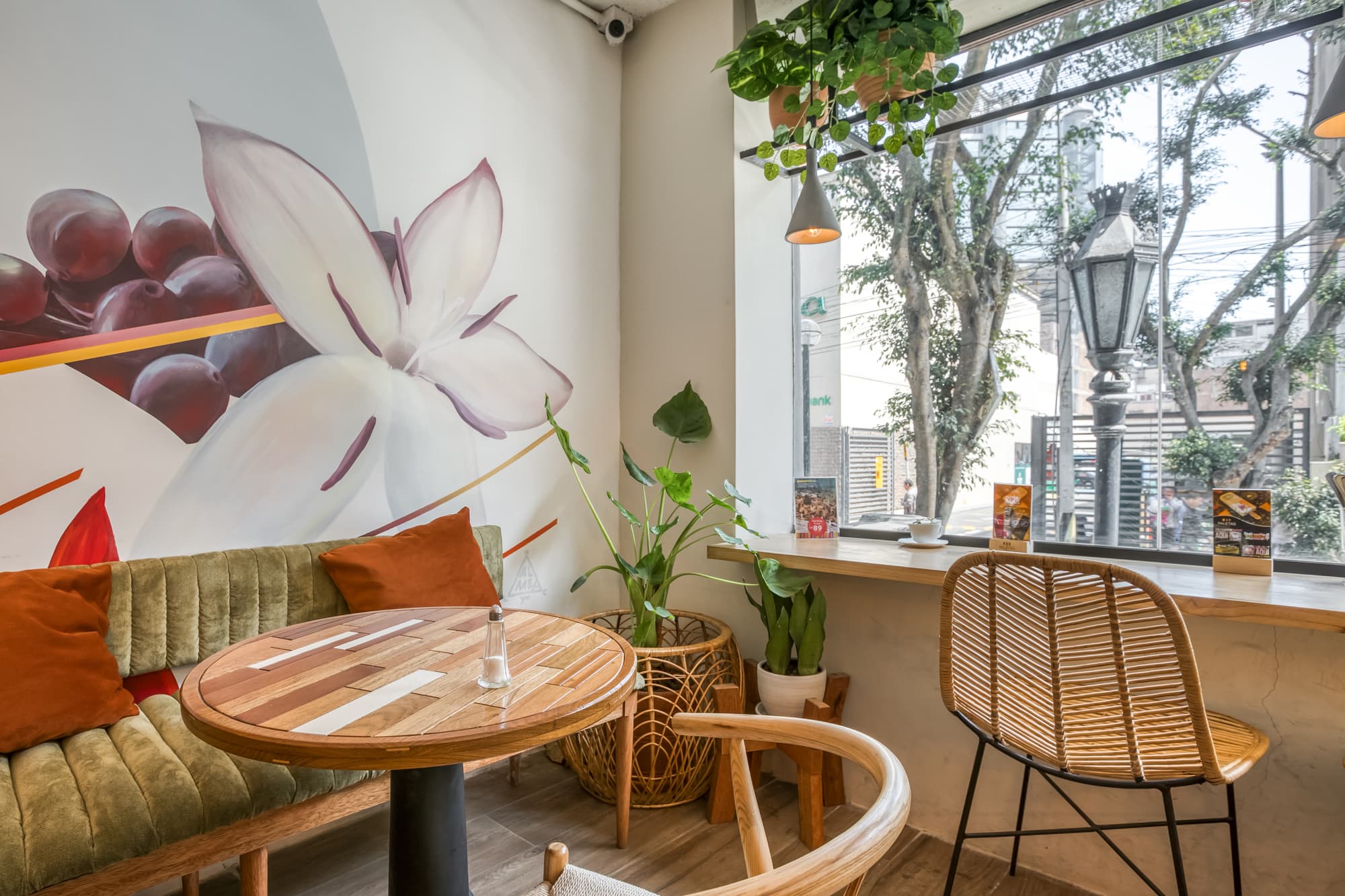 Naia Miraflores Hotel