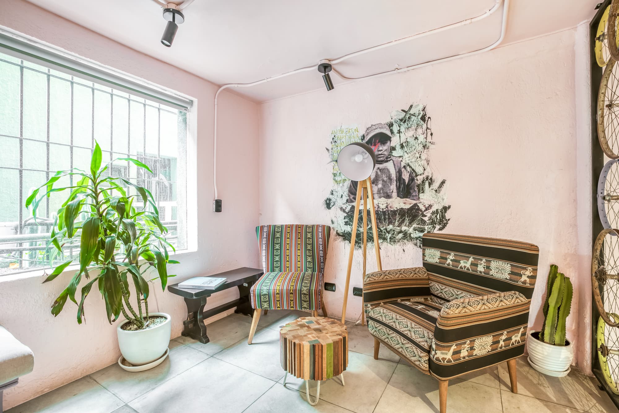 Naia Miraflores Hotel