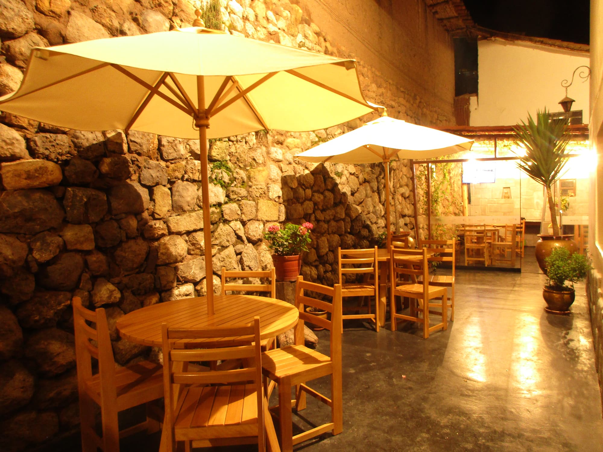 Hotel Boutique Gold Garden, Bar