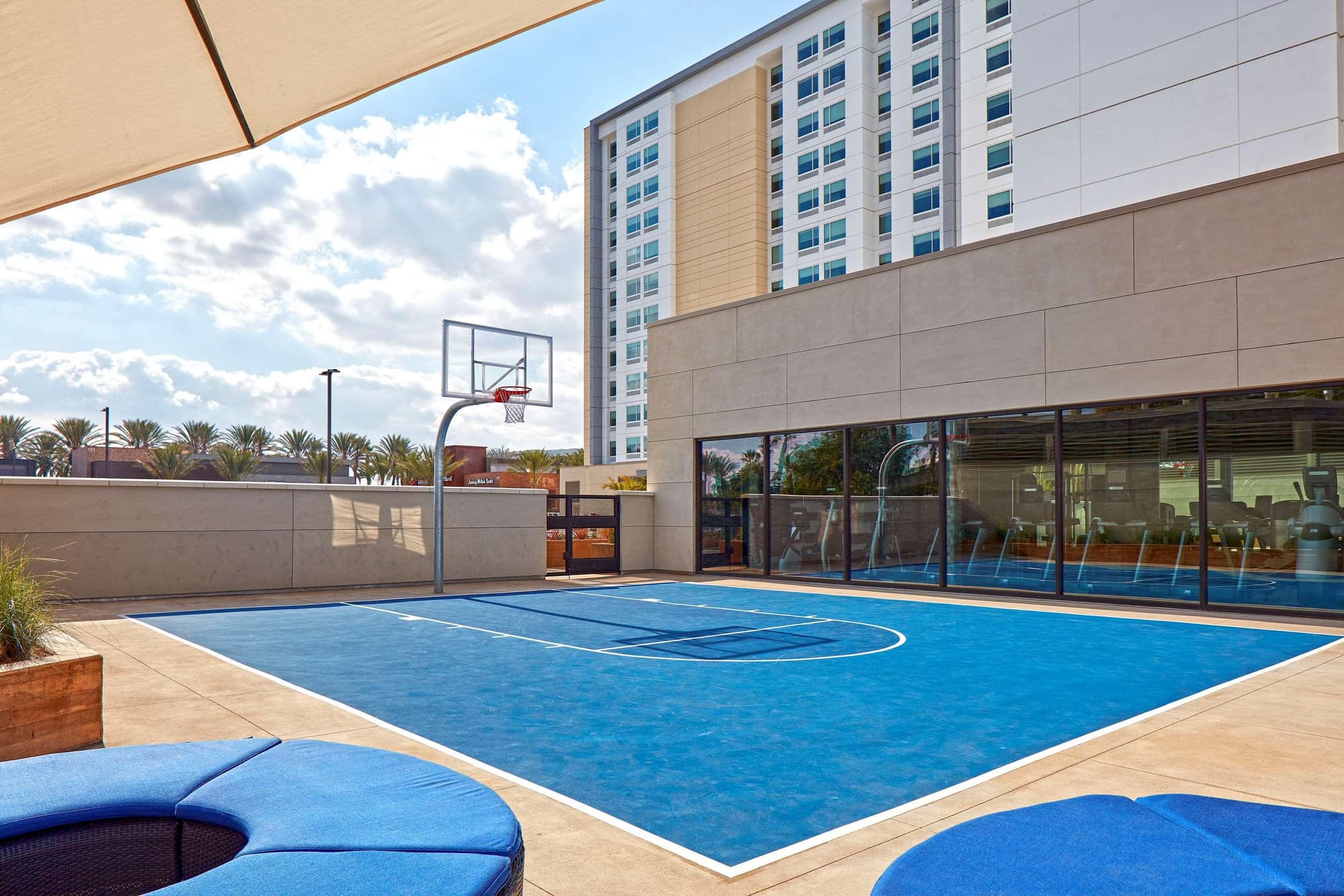 Anaheim Suites