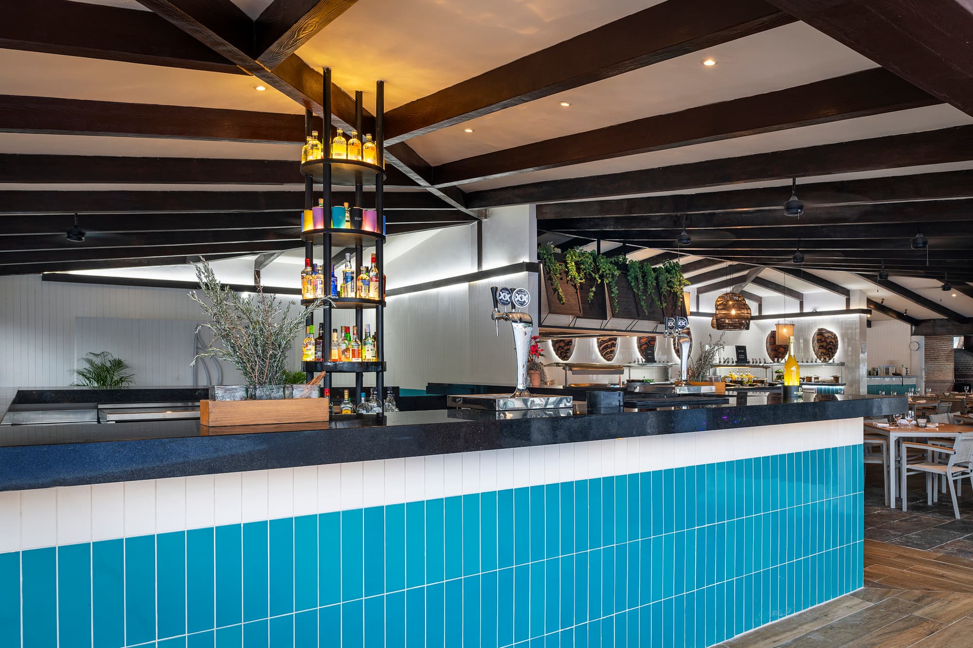 El Beso Adults Only at Ocean Coral & Turquesa AI