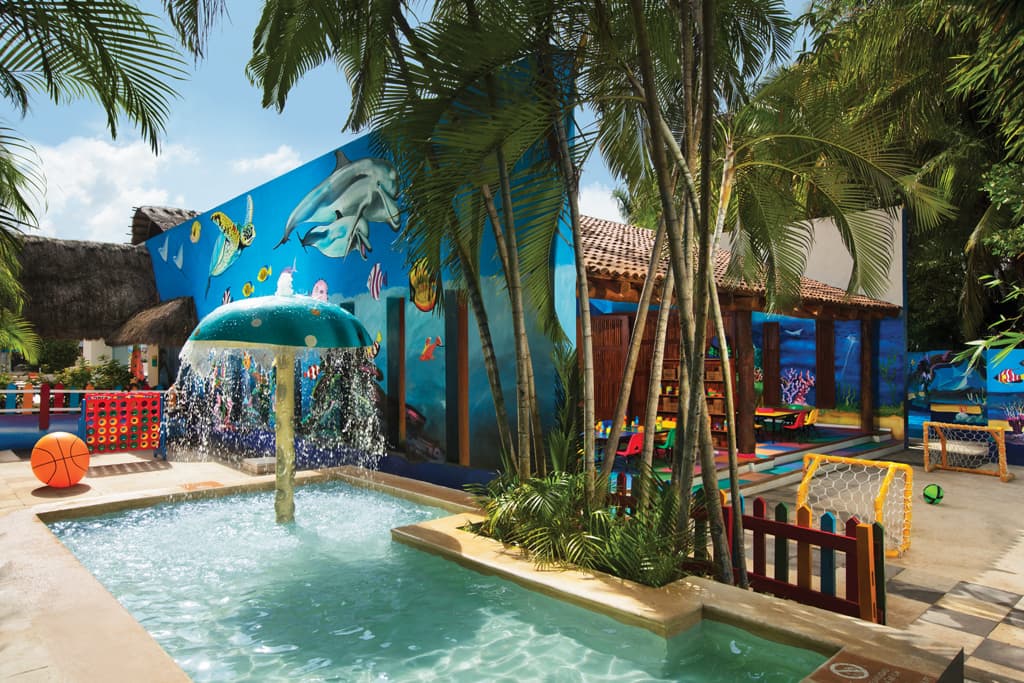 Grand Oasis Riviera