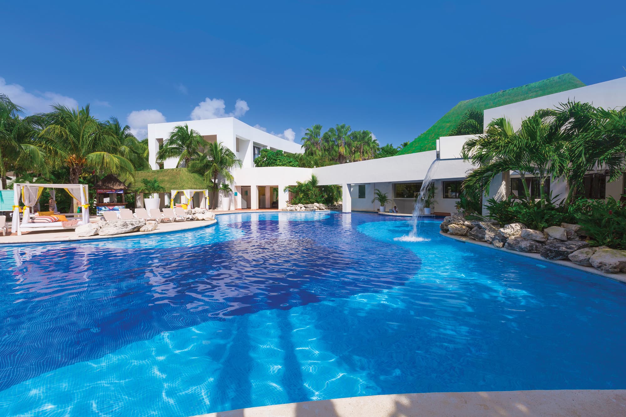 Grand Oasis Riviera