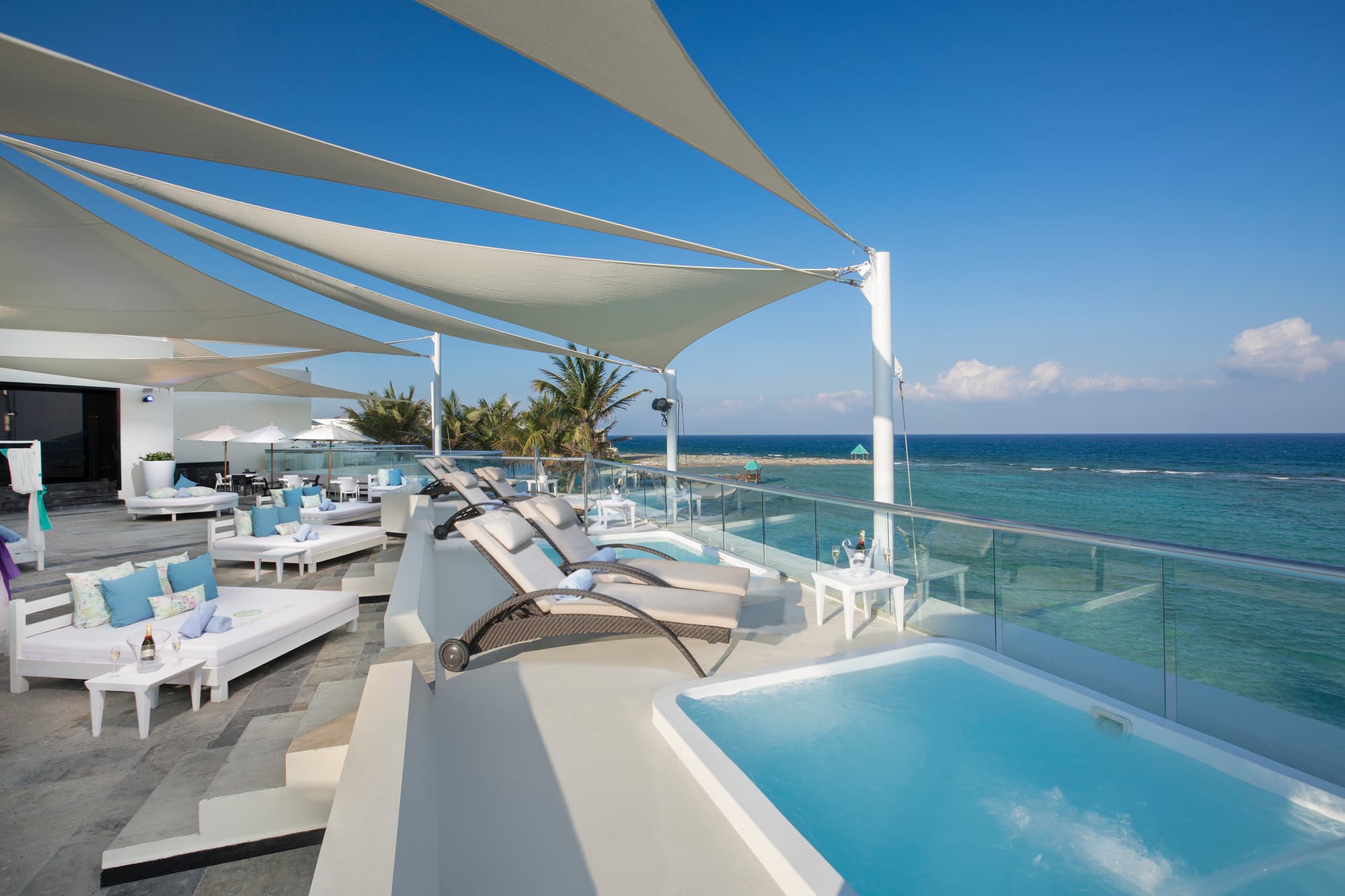Grand Oasis Riviera