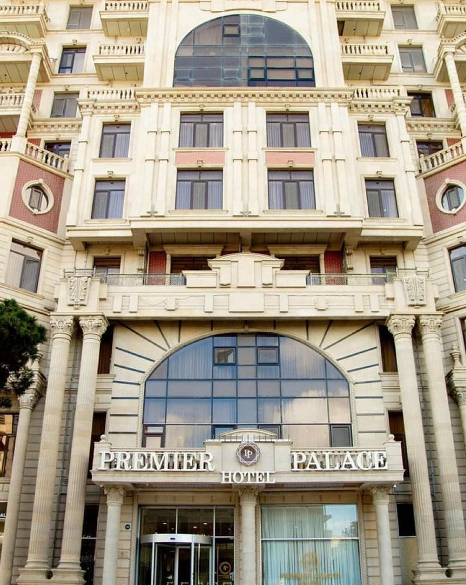 Premier Palace Apartment 1 Br Ggi
